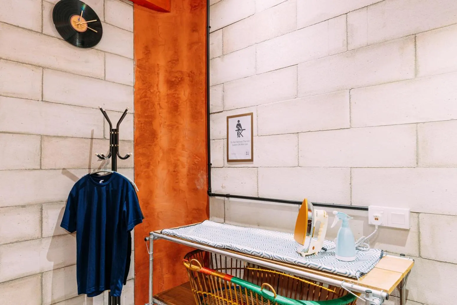 flat iron in Walk-Up To SIAR - Children Not Allowed