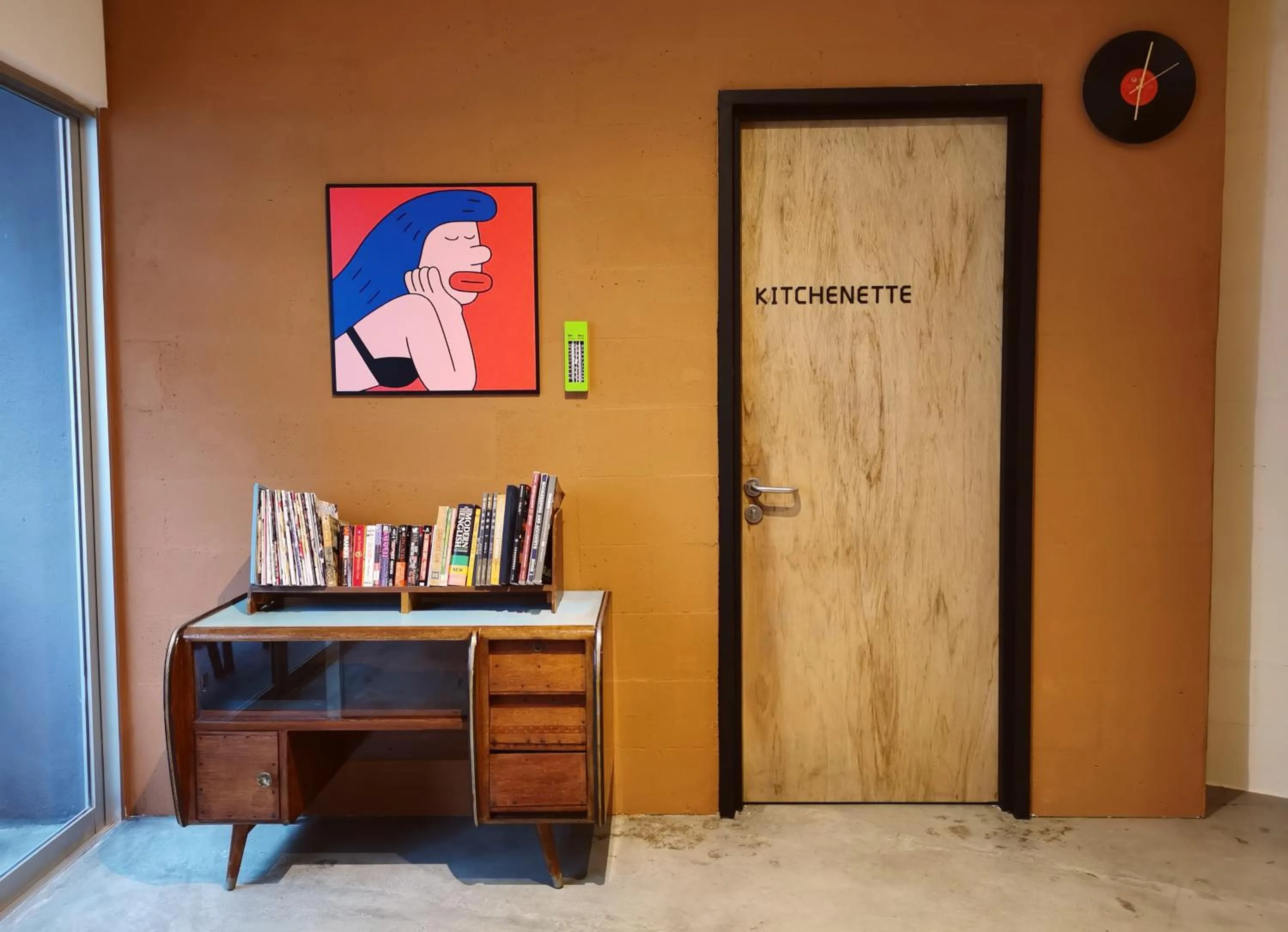 Kitchen or kitchenette in Walk-Up To SIAR - Children Not Allowed