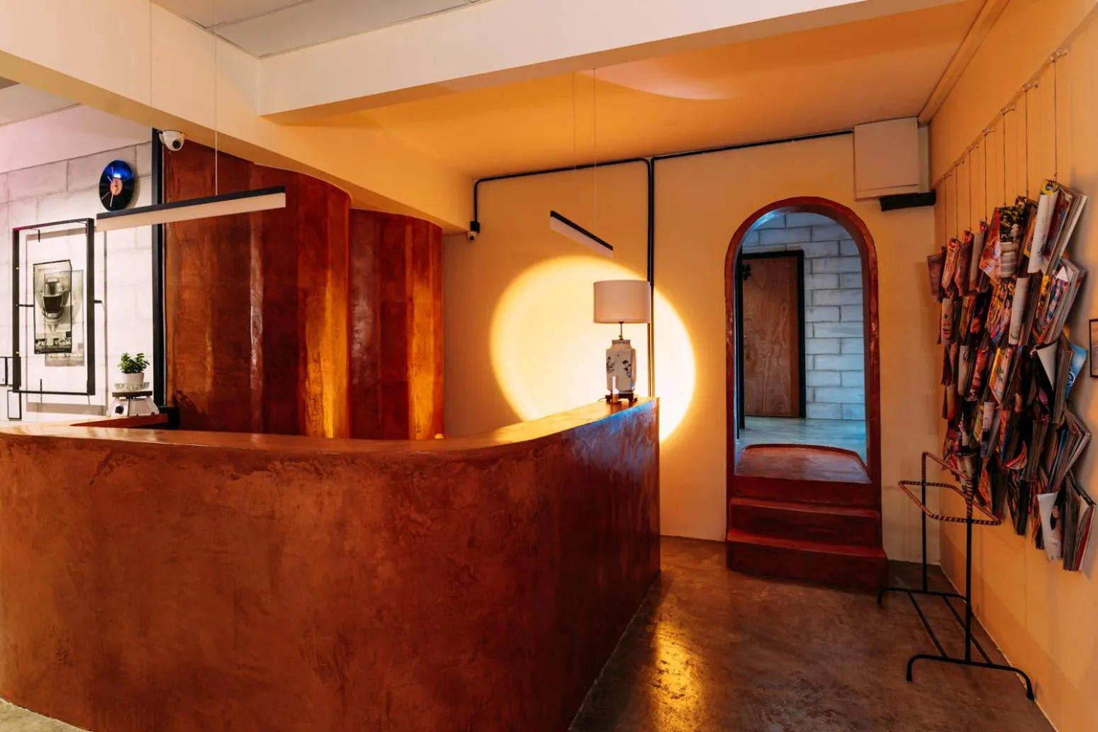 Lobby or reception, Bed in Walk-Up To SIAR - Children Not Allowed