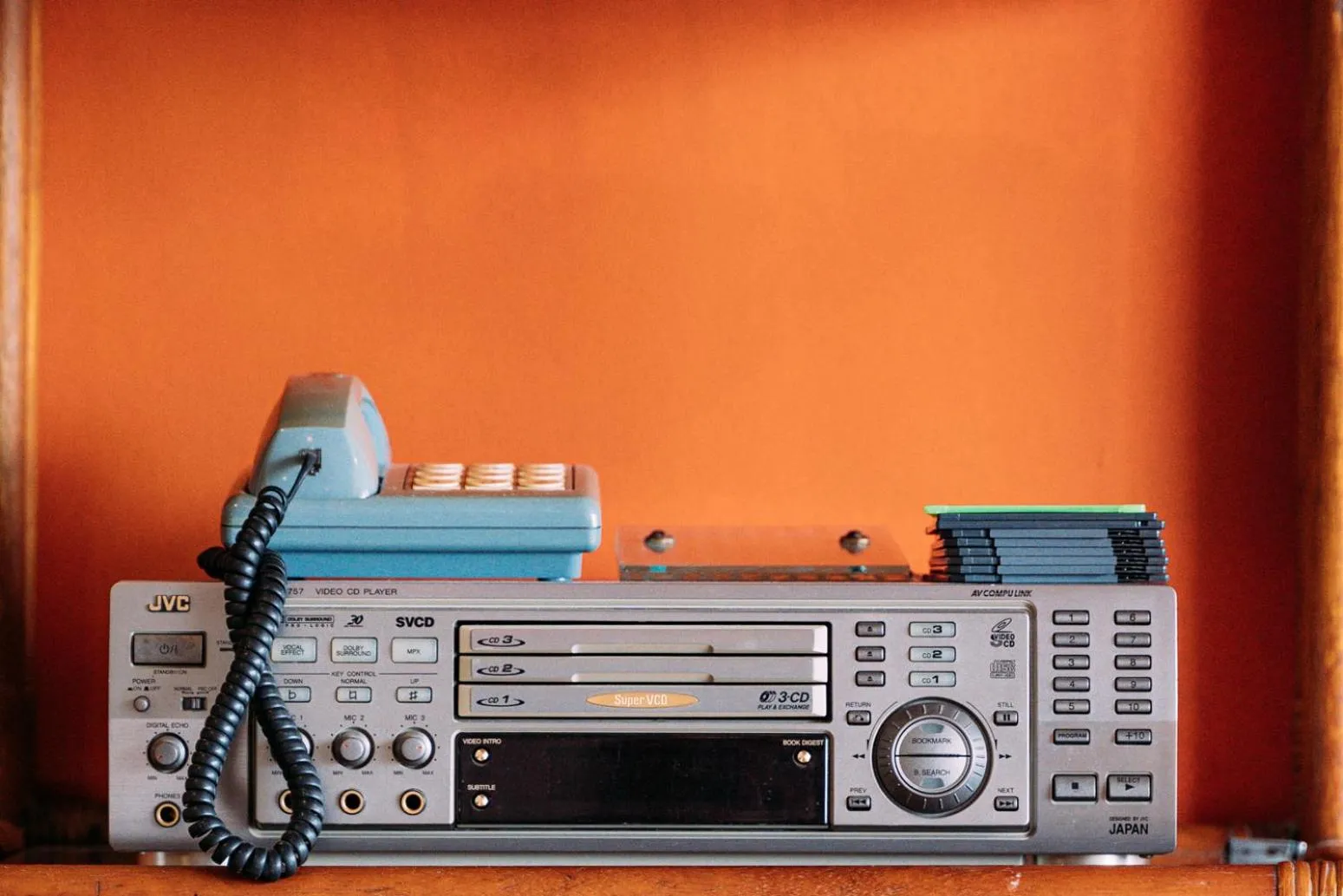 Decorative detail in Walk-Up To SIAR - Children Not Allowed