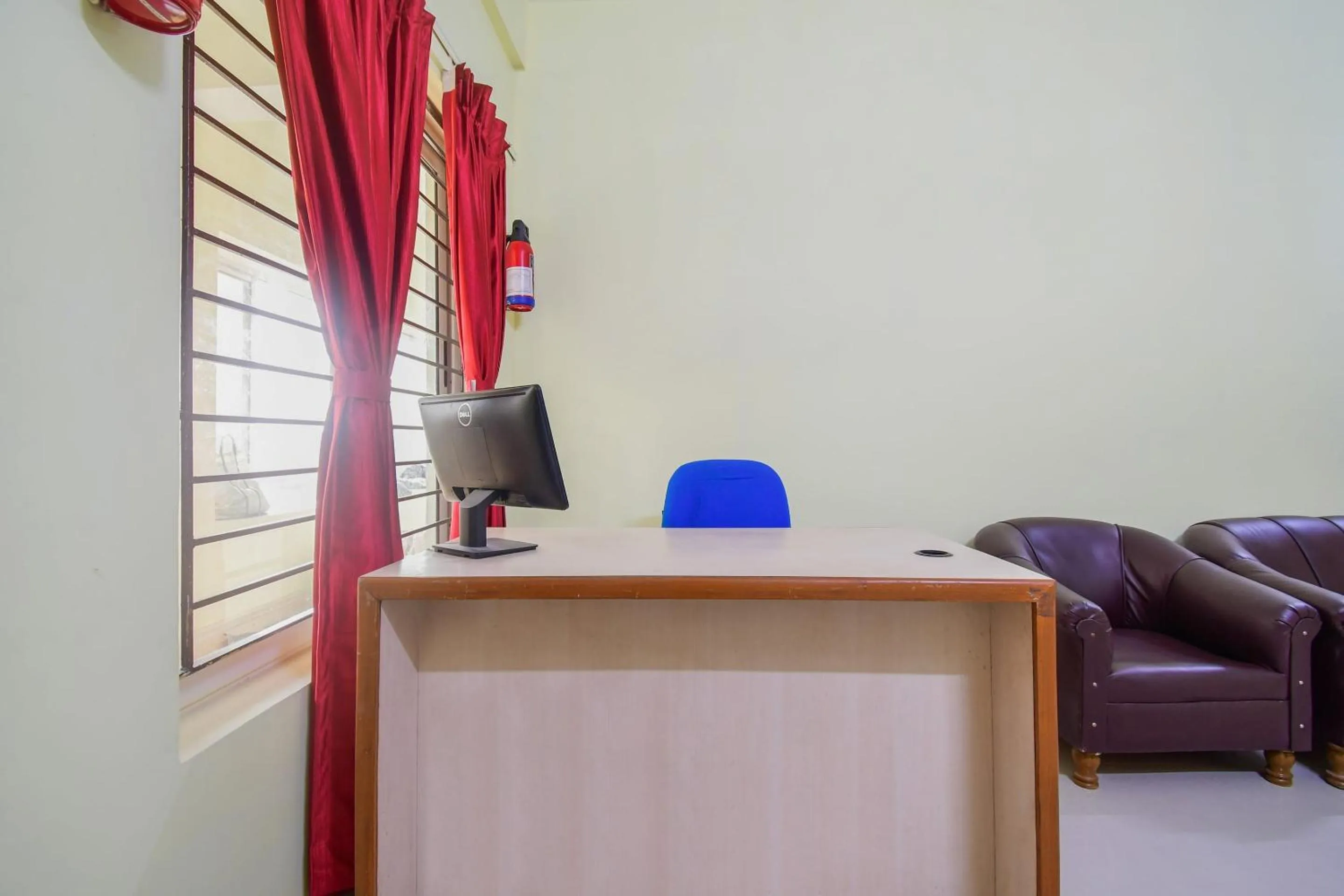 Lobby or reception in Hotel O U Tech Hotel And Restaurant