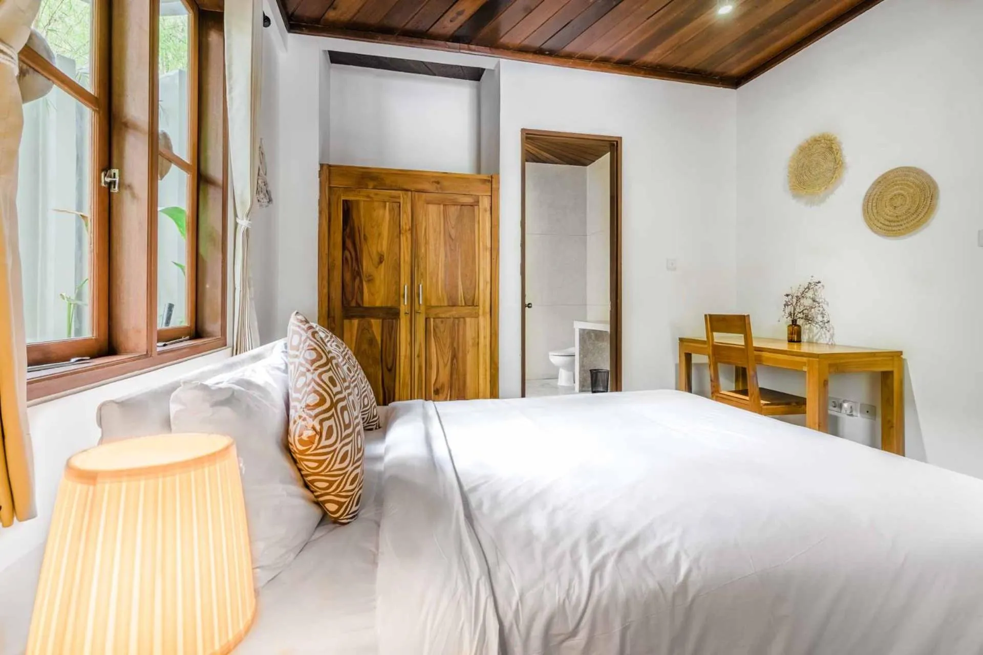 Bed in Villa Canggu Hearts