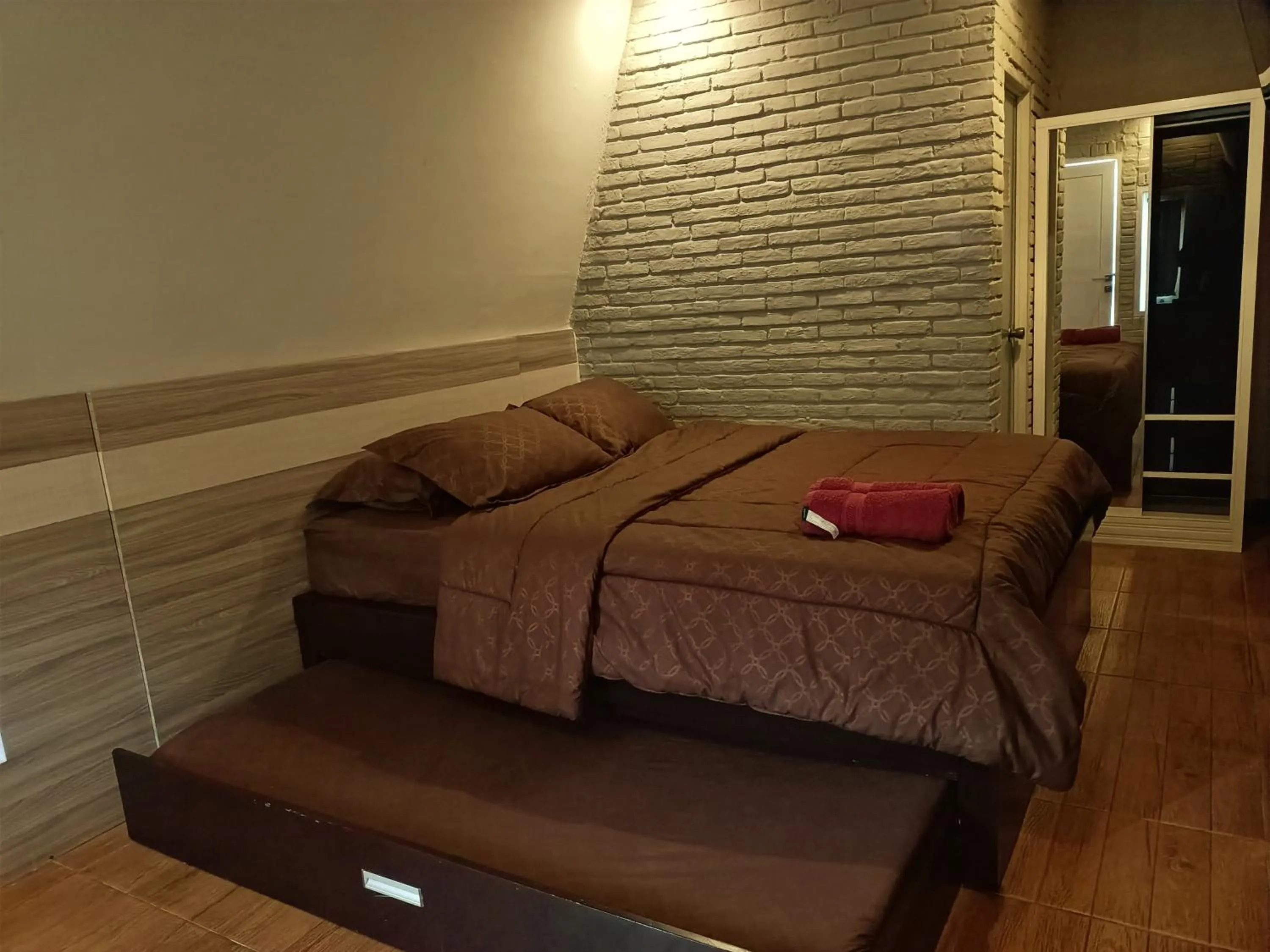 Bed in Pagupon Camp Syariah