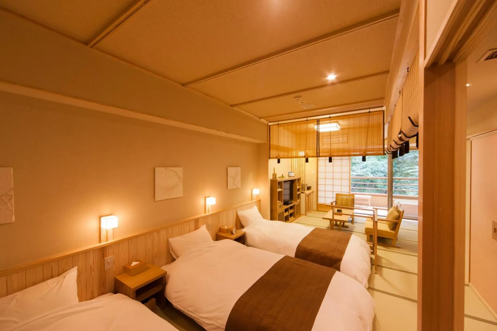 Photo of the whole room in Ikyu