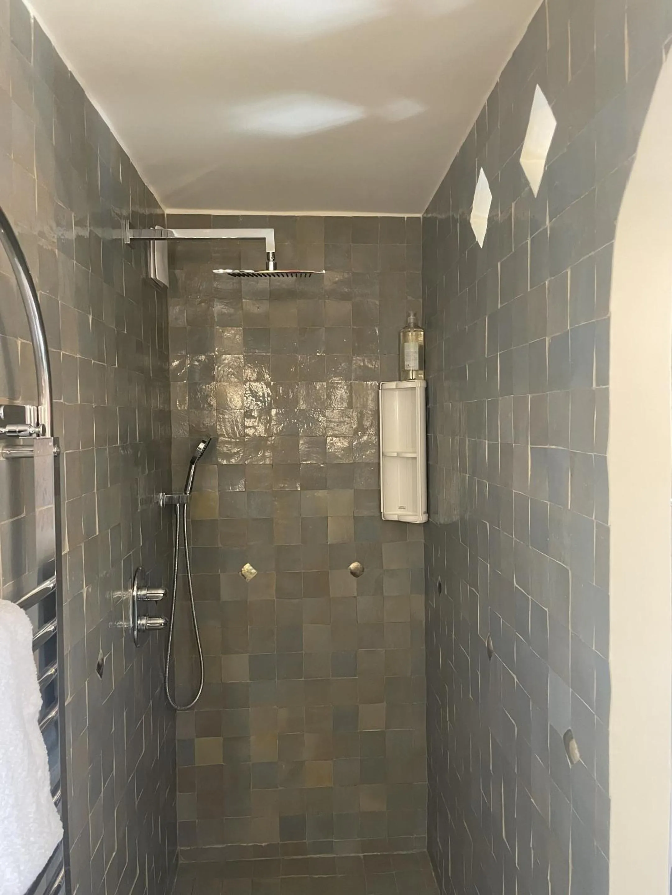 Bathroom in La Maison Ruffinoise