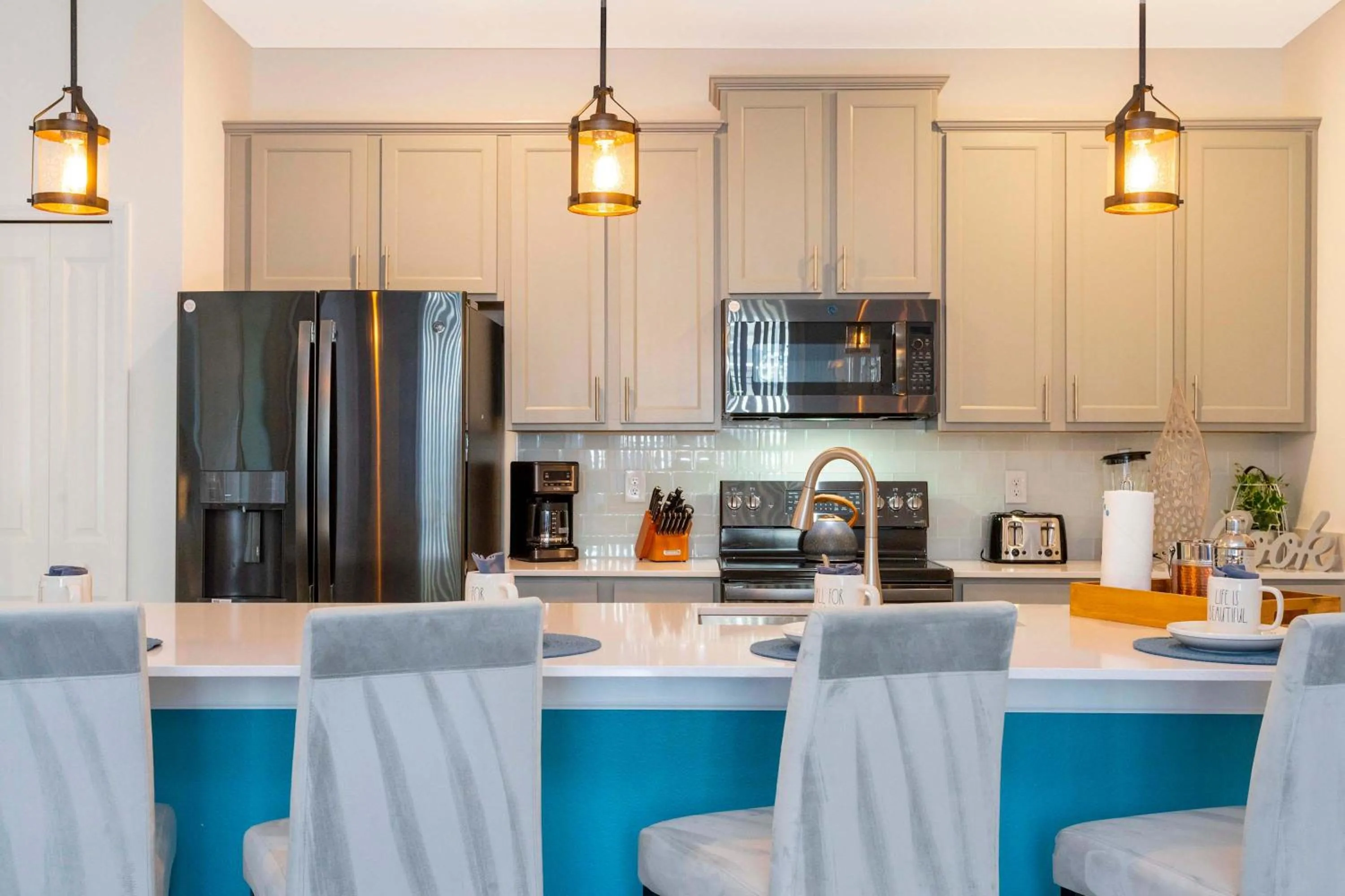 Splendid 4 Bd w/ Pool Close to Disney @ Champions Gate 1006