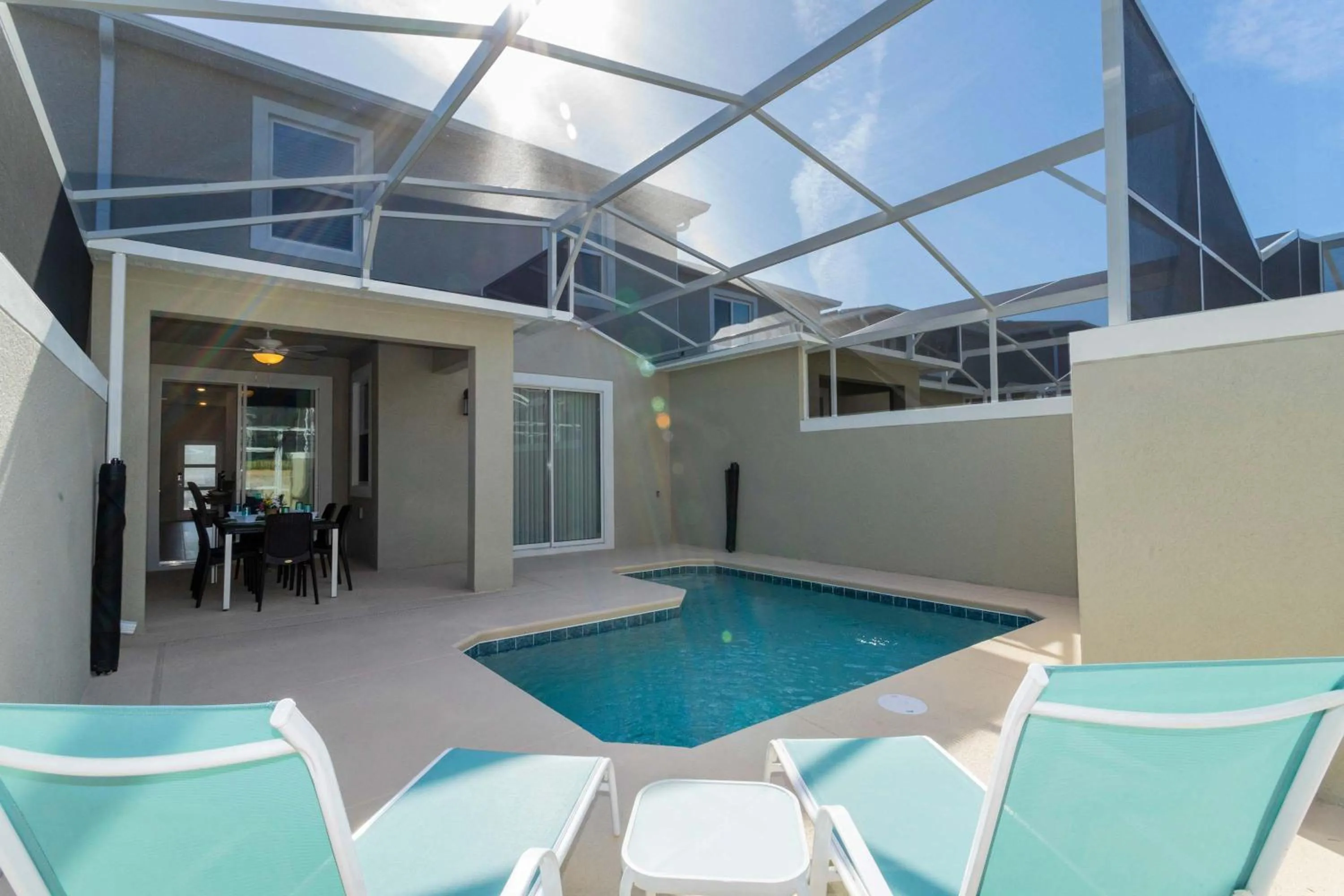 Splendid 4 Bd w/ Pool Close to Disney @ Champions Gate 1006