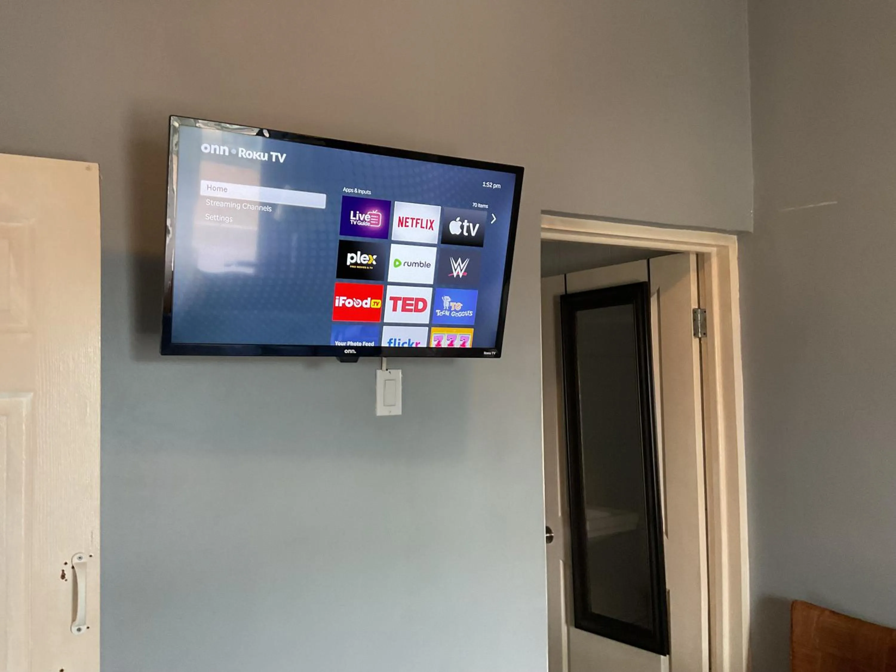 A taste of Jamaica Lavern’s Place