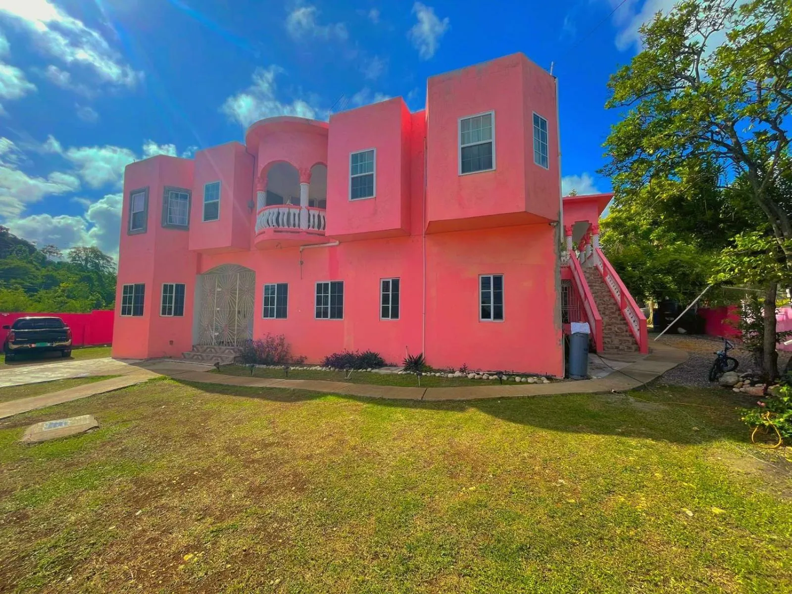 A taste of Jamaica Lavern’s Place