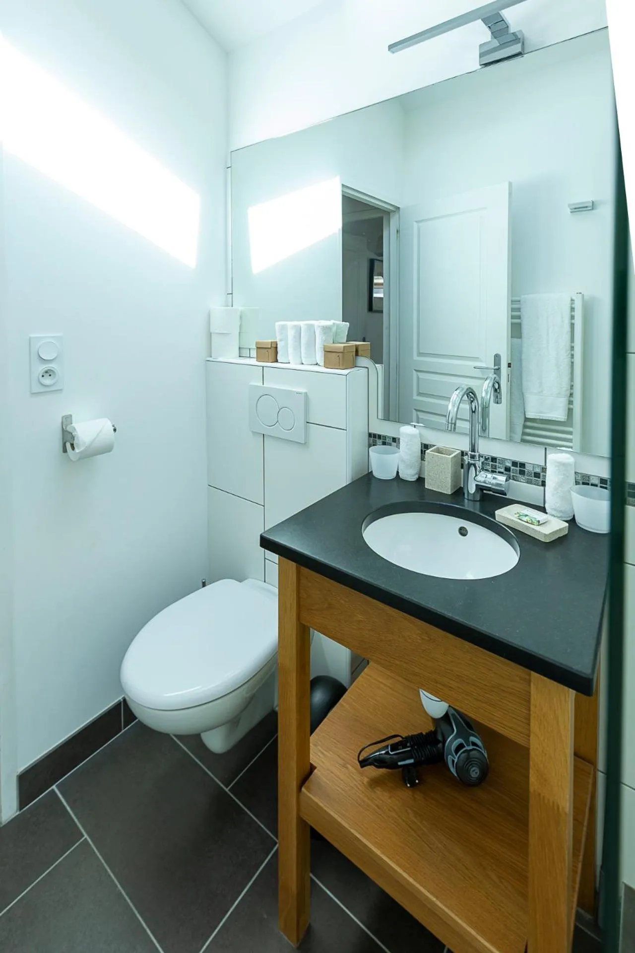 Shower in Mas de Capelou