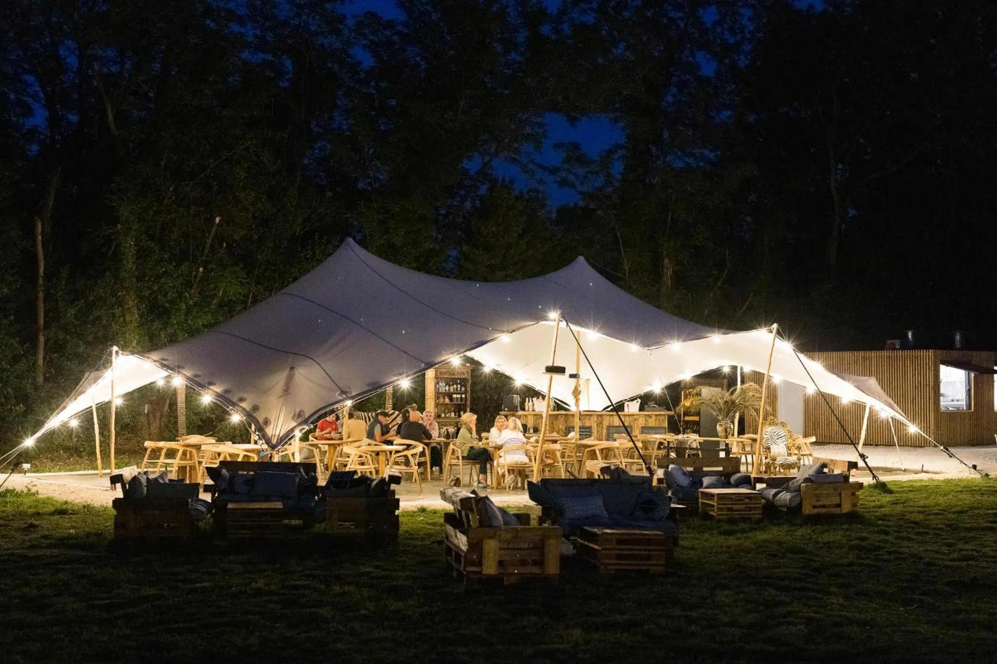 Restaurant/places to eat in Mas de Capelou