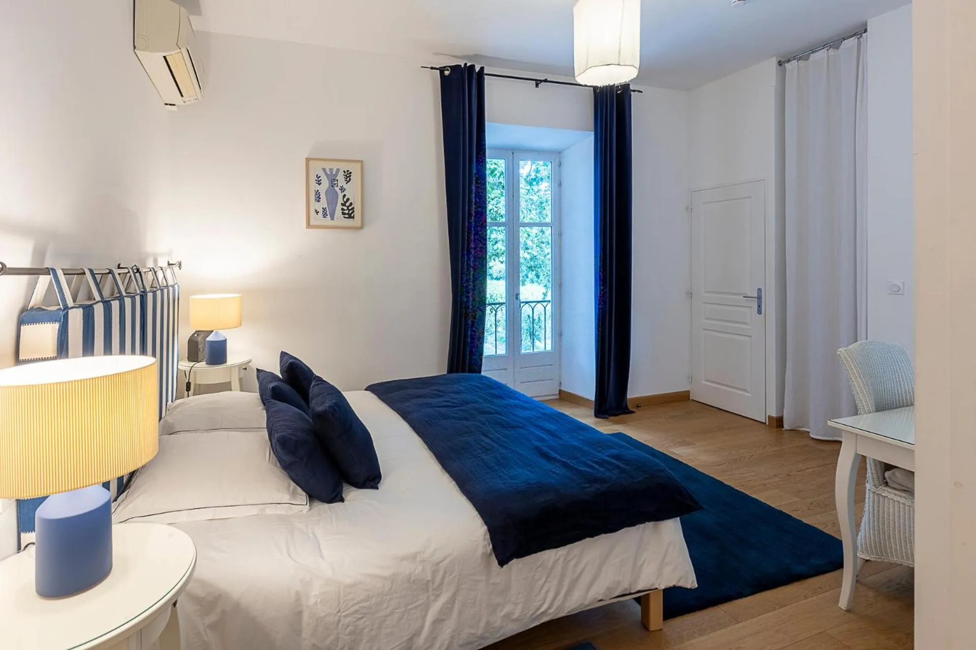 Bedroom, Bed in Mas de Capelou