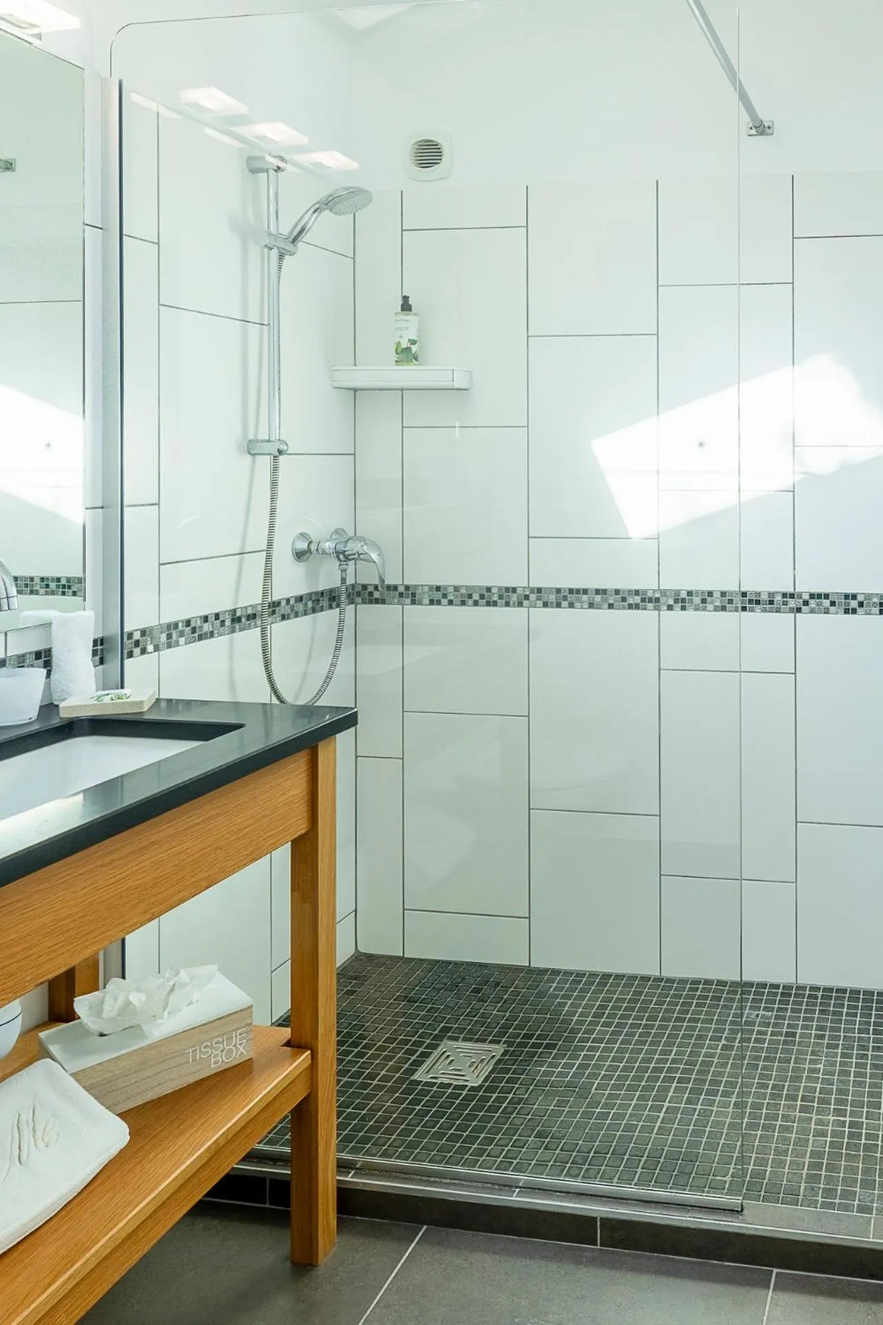 Shower in Mas de Capelou