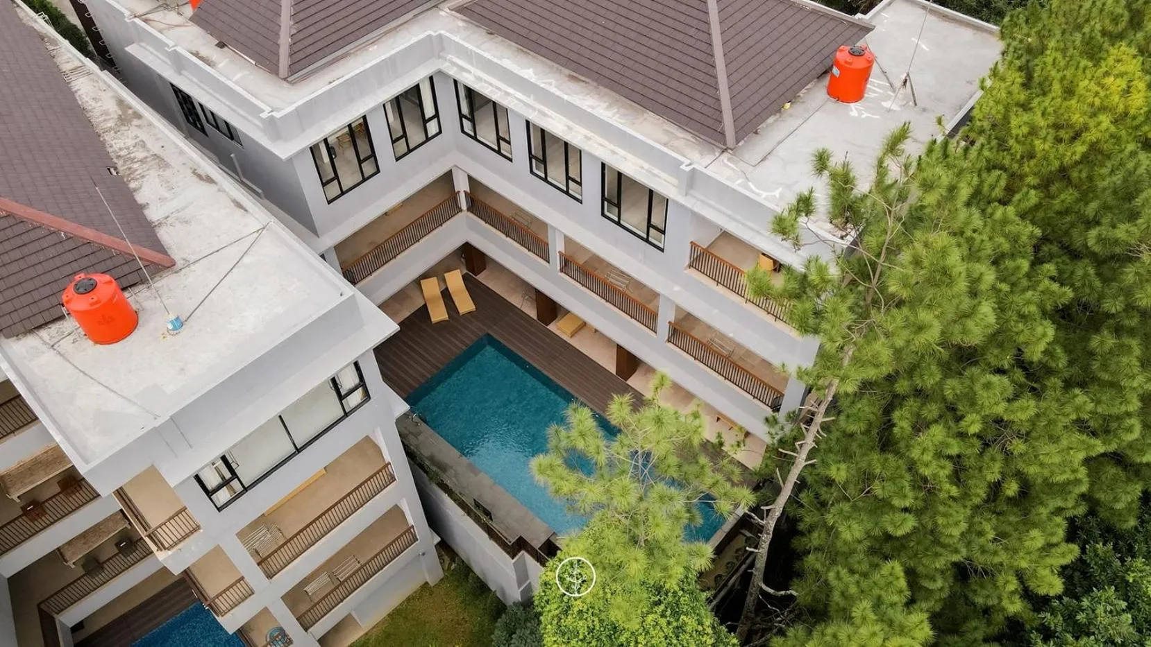 Property building in Atsuka Hill View Villa 8 bedrooms with a private heated swimming pool