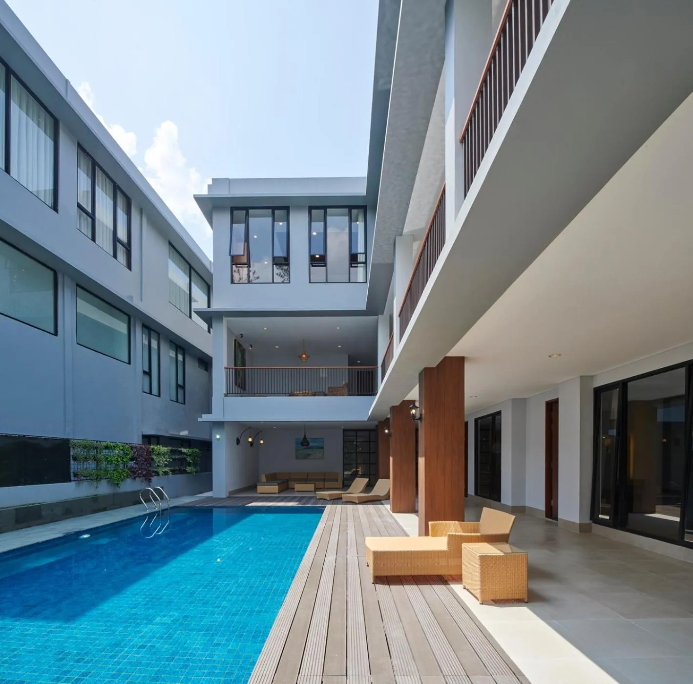 Swimming pool in Atsuka Hill View Villa 8 bedrooms with a private heated swimming pool