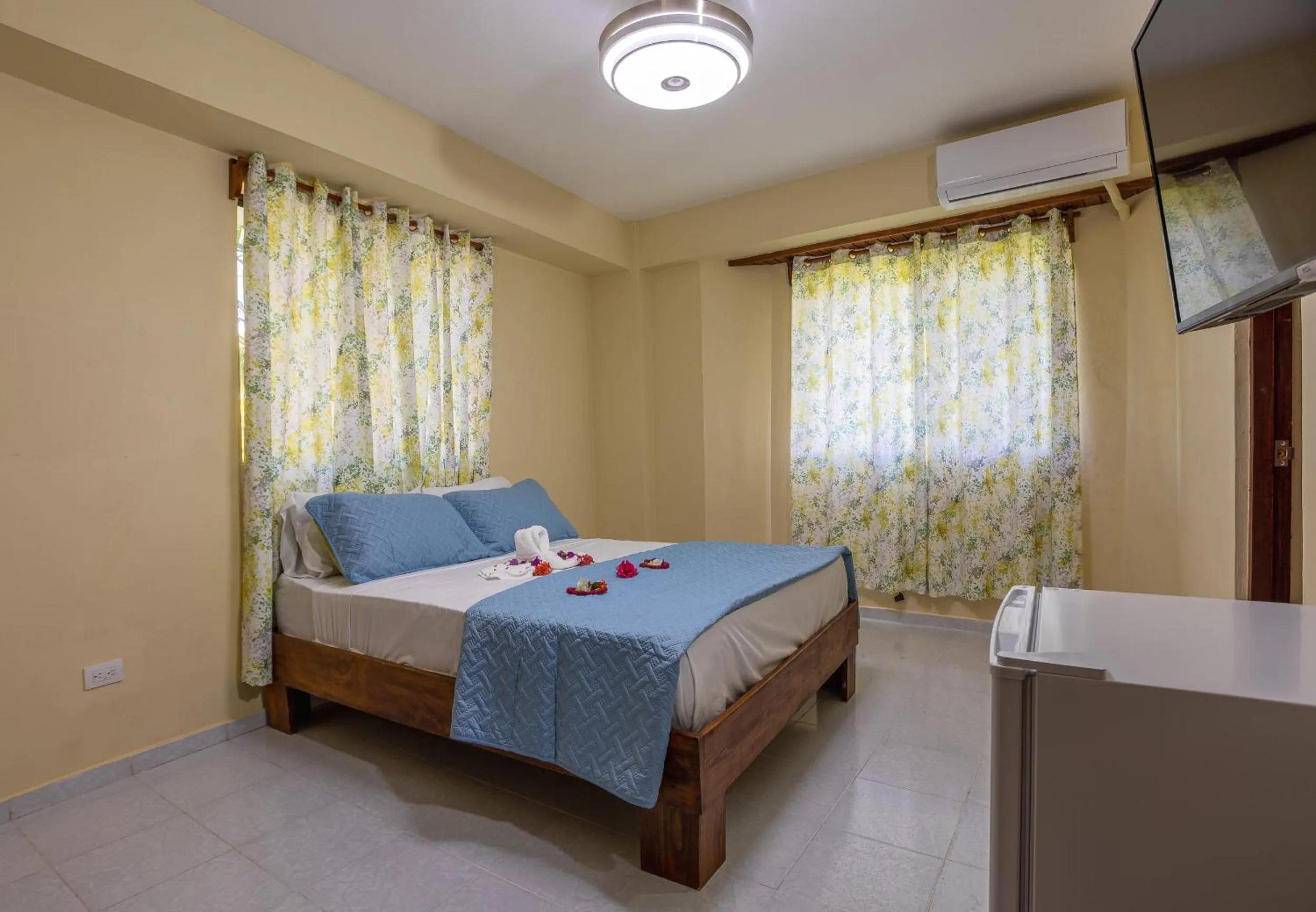 Bed in Hotel Turístico Marian