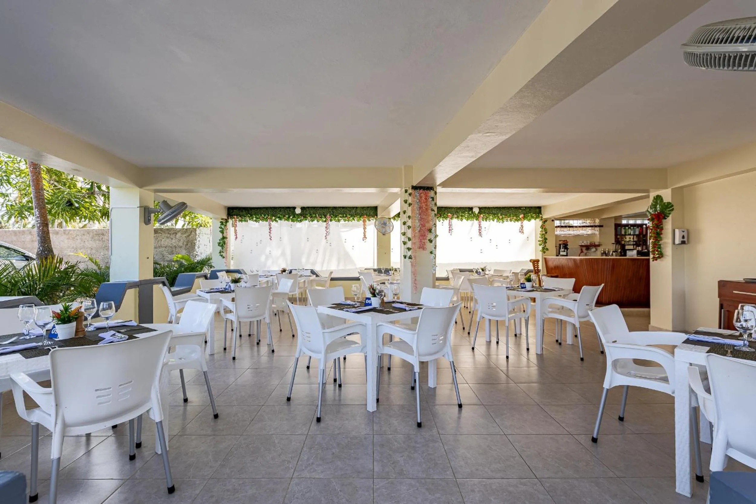 Restaurant/places to eat in Hotel Turístico Marian