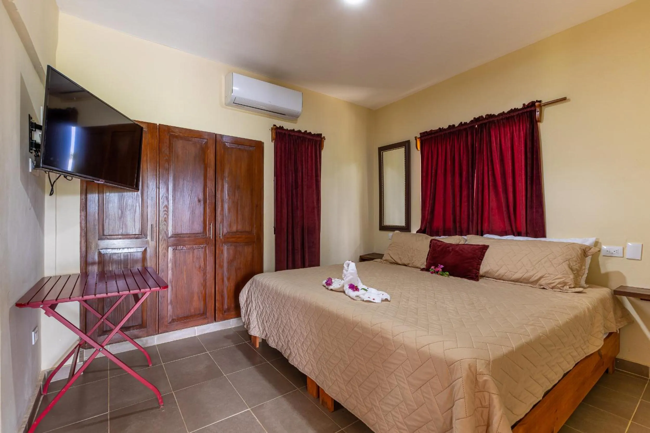 Bed in Hotel Turístico Marian