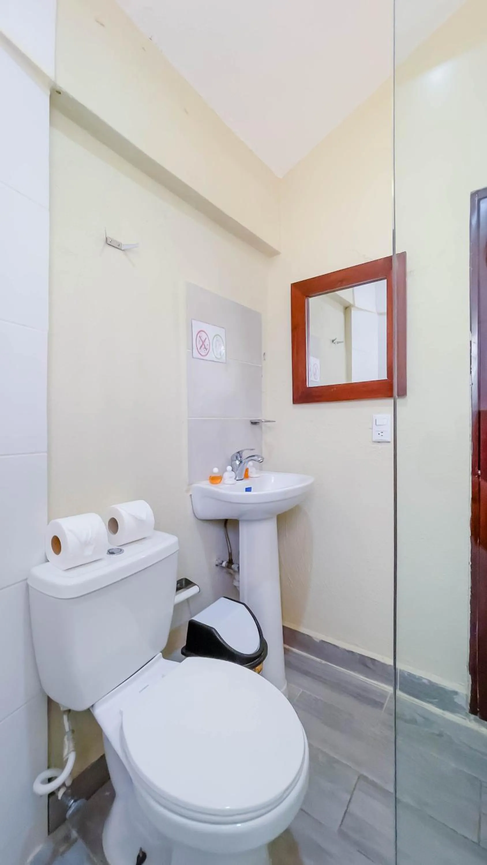 Bathroom in Hotel Turístico Marian