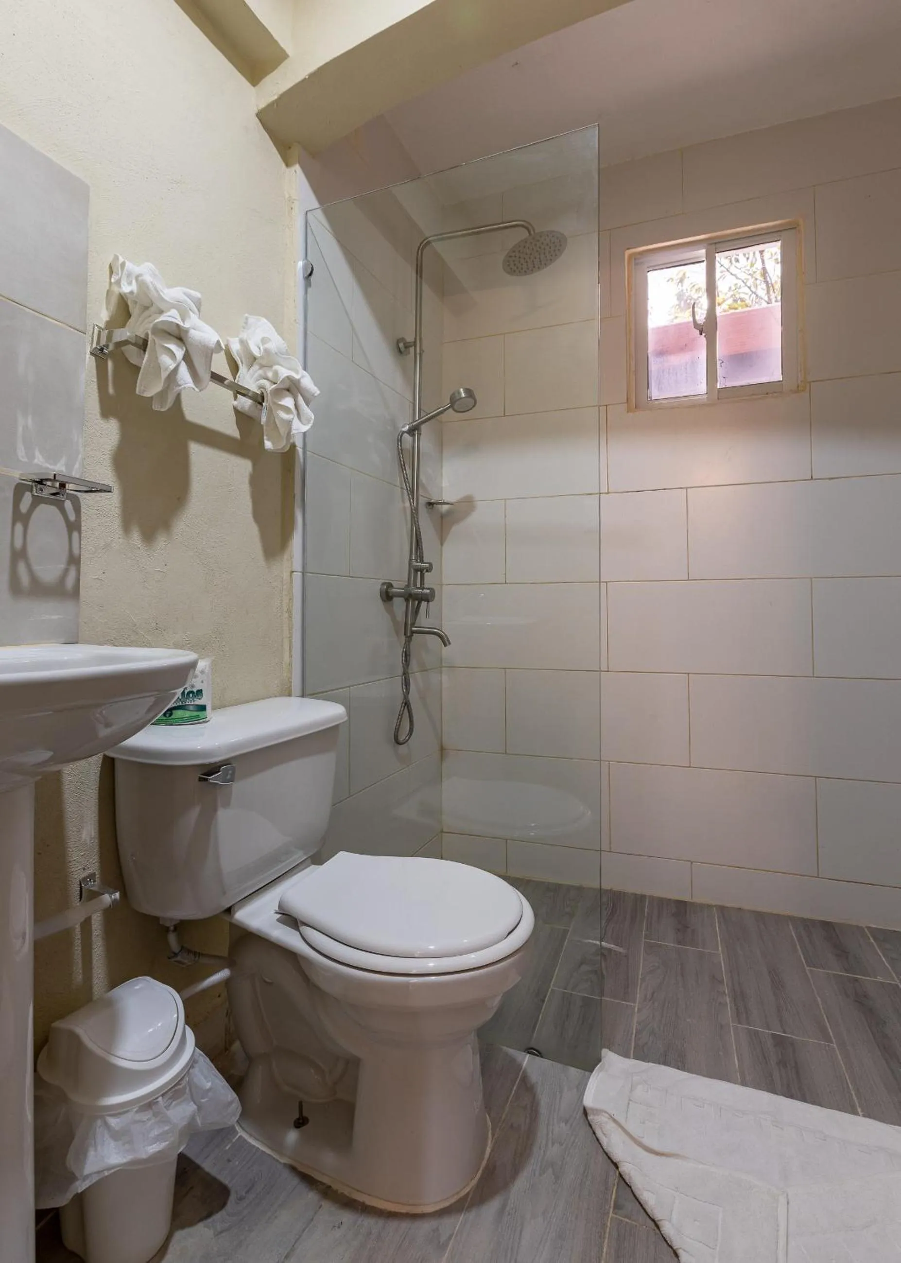 Bathroom in Hotel Turístico Marian