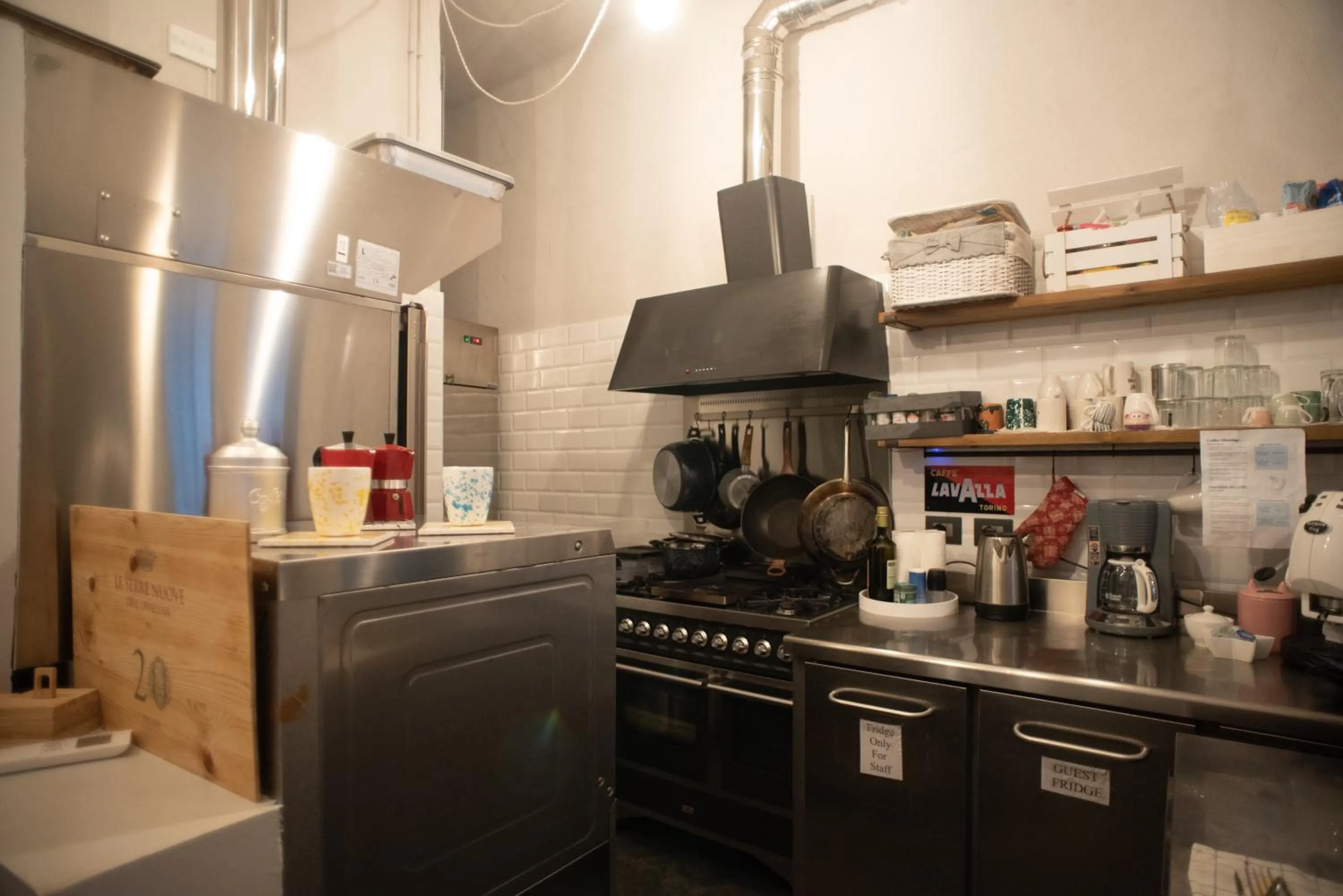 Communal kitchen in Casa Babbuino