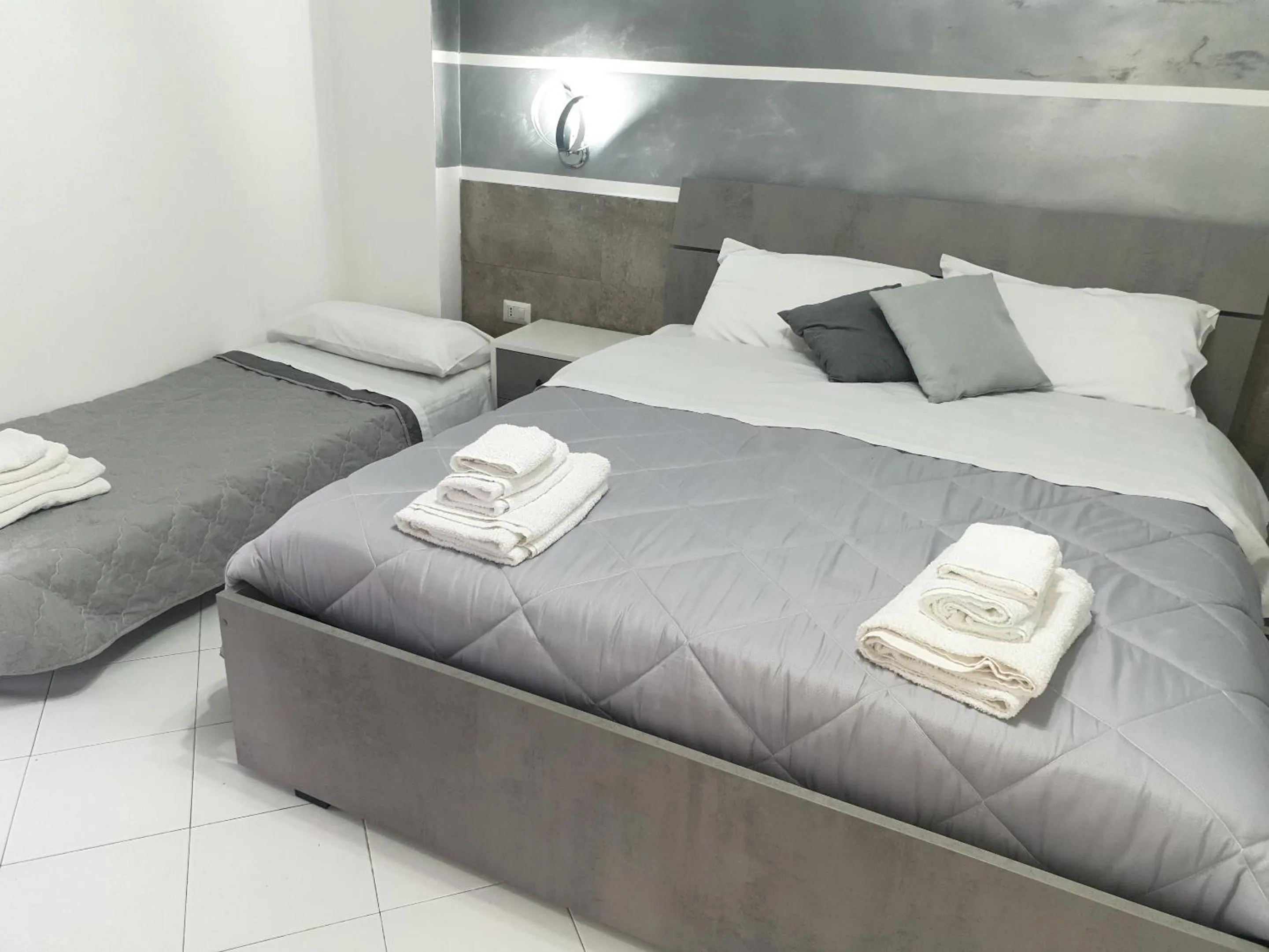 Bedroom, Bed in B&B Pompeii Luxury