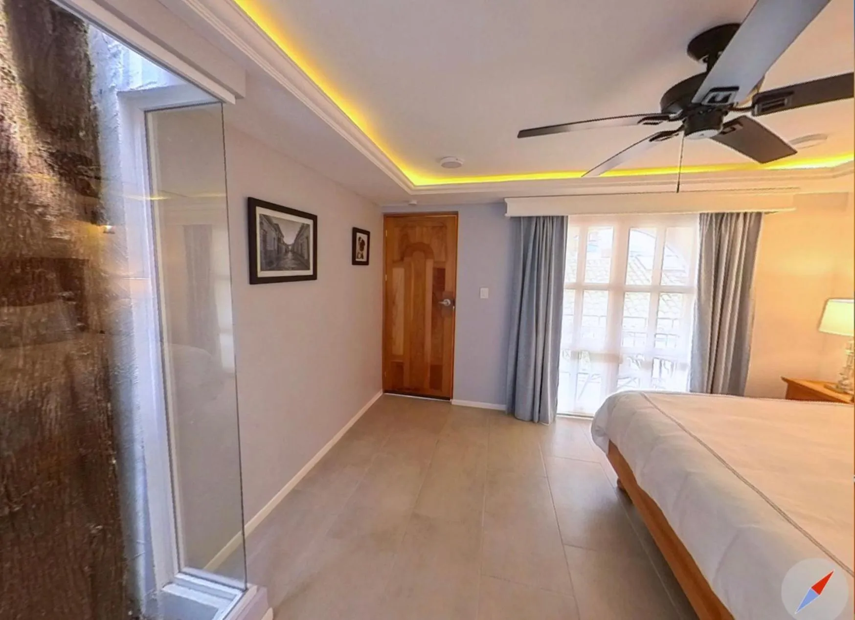 Photo of the whole room, Bed in Hacienda Valentino