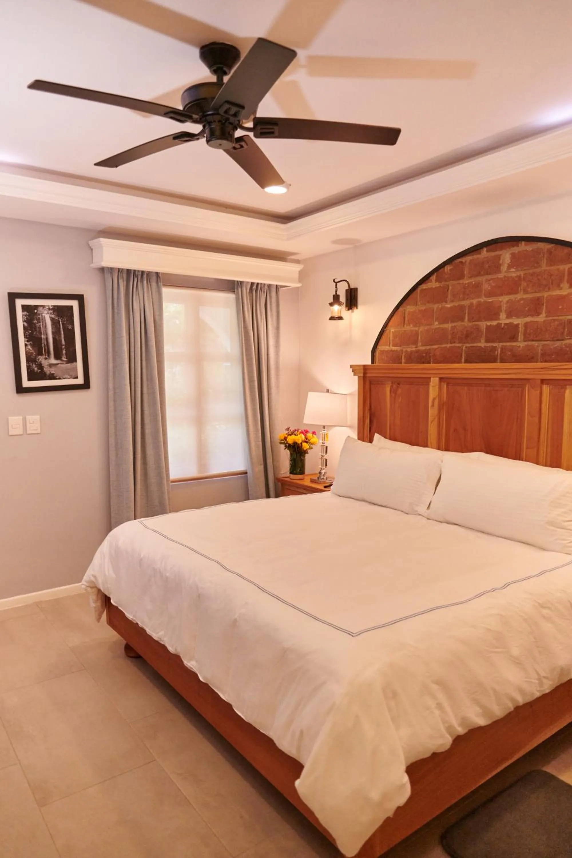 Bedroom, Bed in Hacienda Valentino