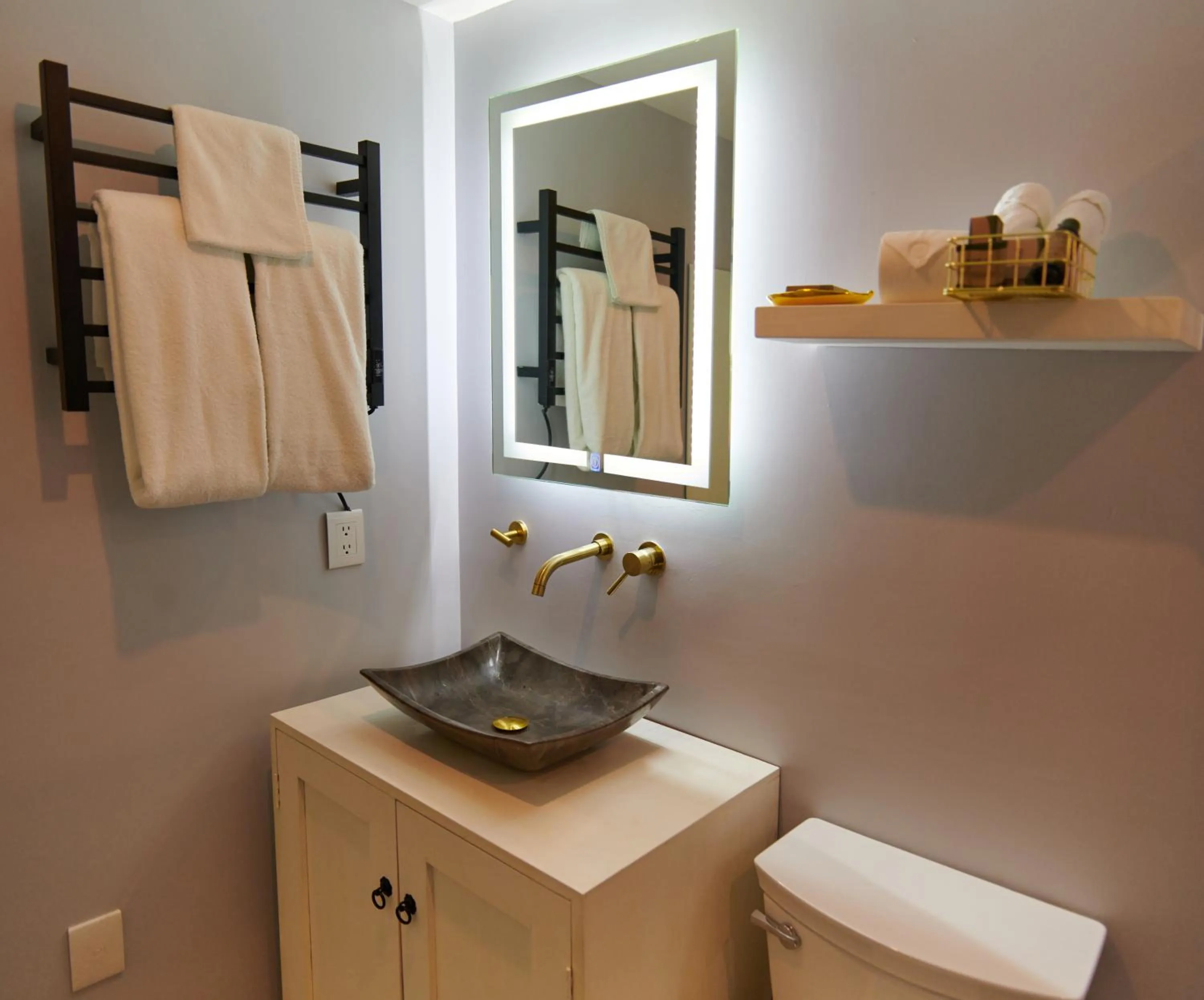Bathroom in Hacienda Valentino