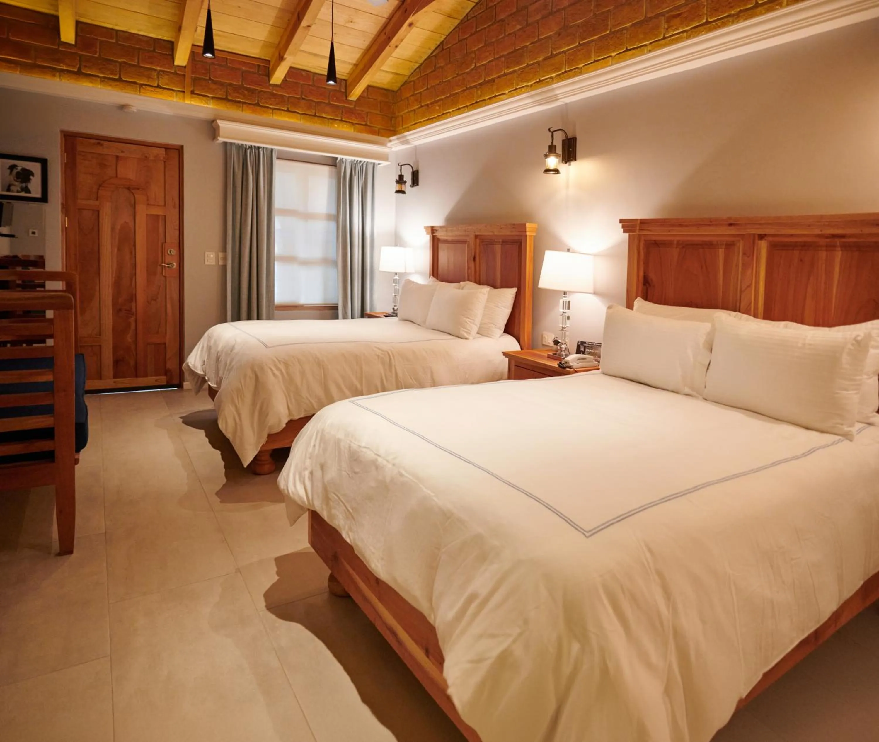 Bedroom, Bed in Hacienda Valentino