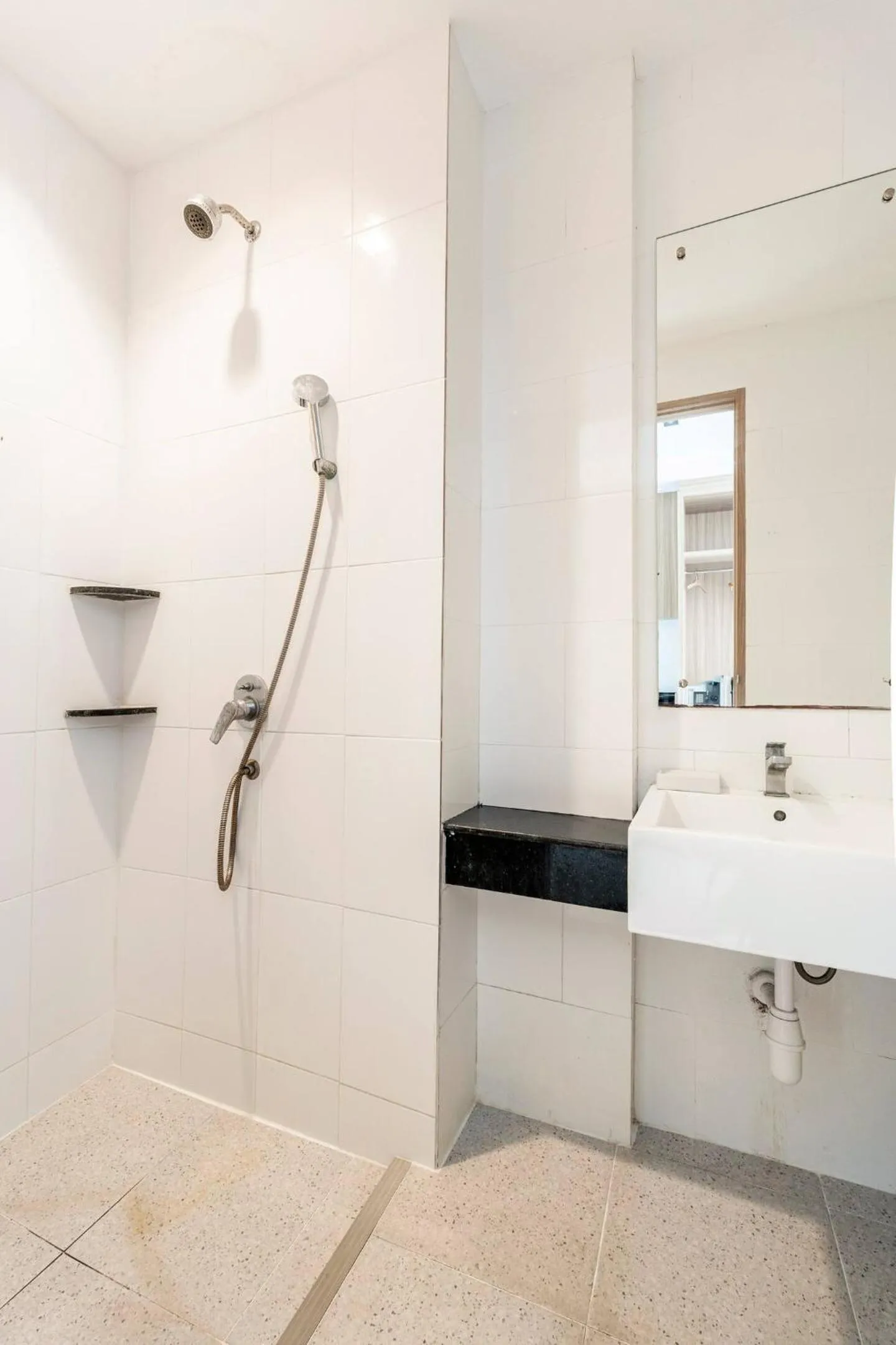 Bathroom in Lae Lay Suites - Karon Beach