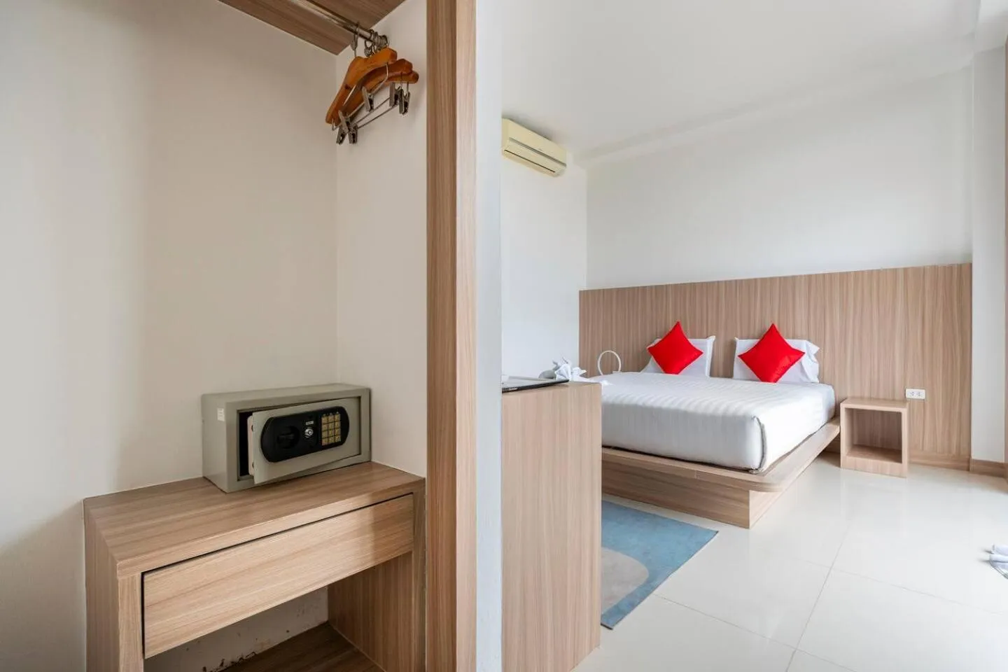 Photo of the whole room in Lae Lay Suites - Karon Beach