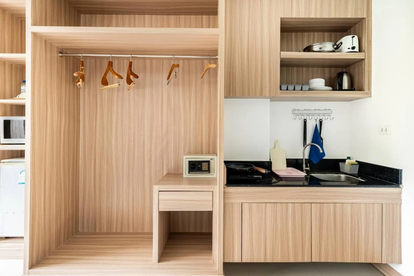 Kitchen or kitchenette in Lae Lay Suites - Karon Beach