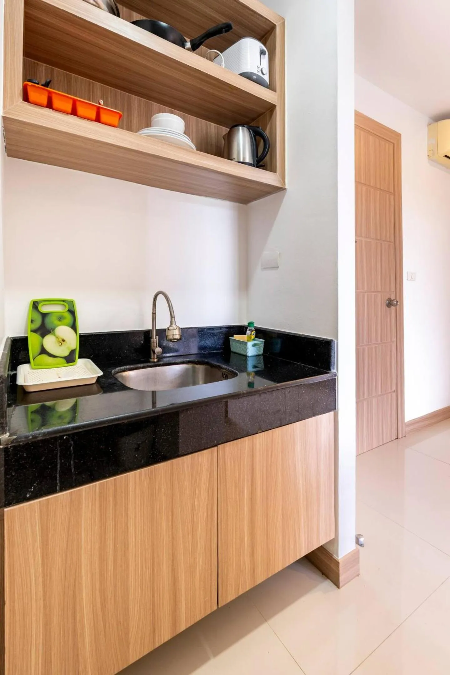 Kitchen or kitchenette in Lae Lay Suites - Karon Beach