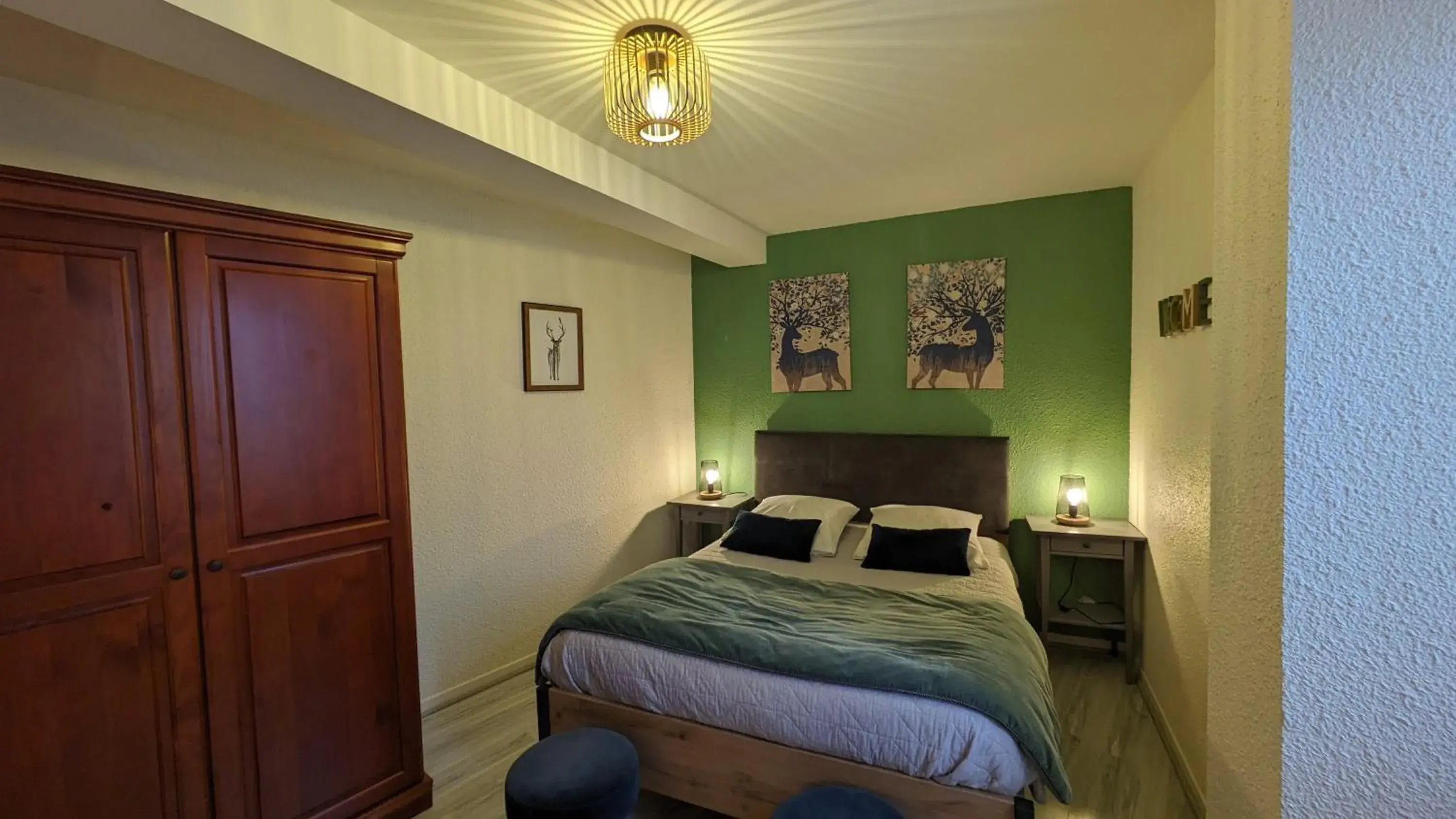 Double Room with Private Bathroom - single occupancy in La Ferme des Denis Double Room with Private Bathroom - single occupancy in La Ferme des Denis