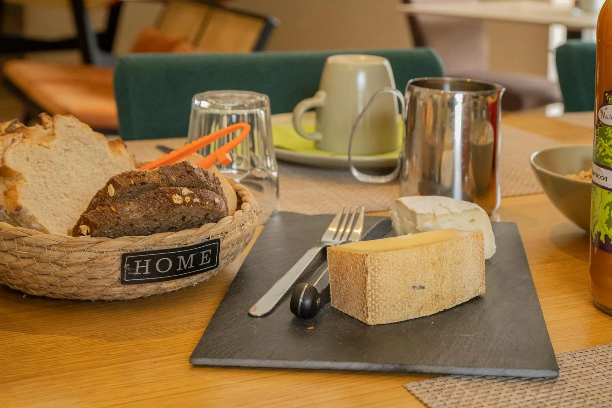 Breakfast in La Ferme des Denis