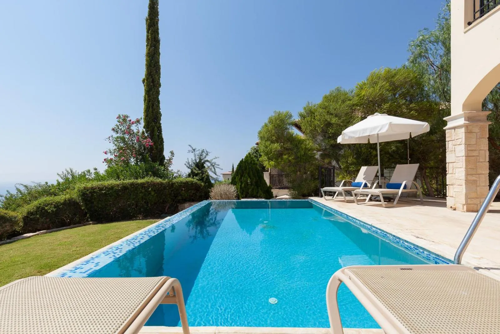Swimming pool in Aphrodite Hills Rentals - Junior Villas