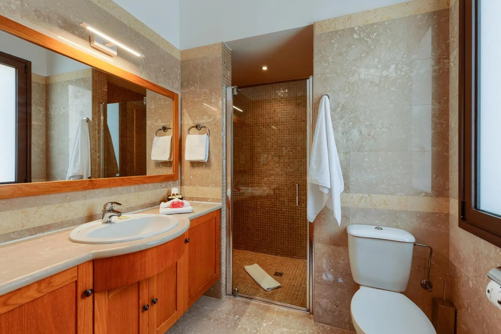 Shower in Aphrodite Hills Rentals - Superior Villas