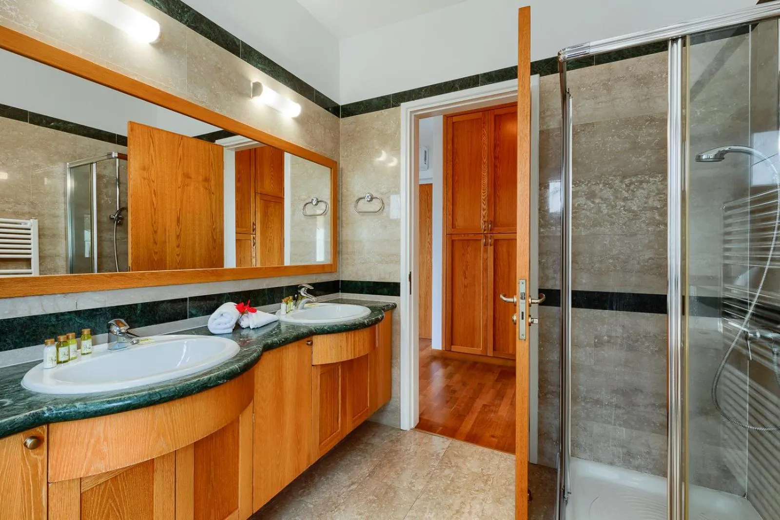 Bathroom in Aphrodite Hills Rentals - Superior Villas