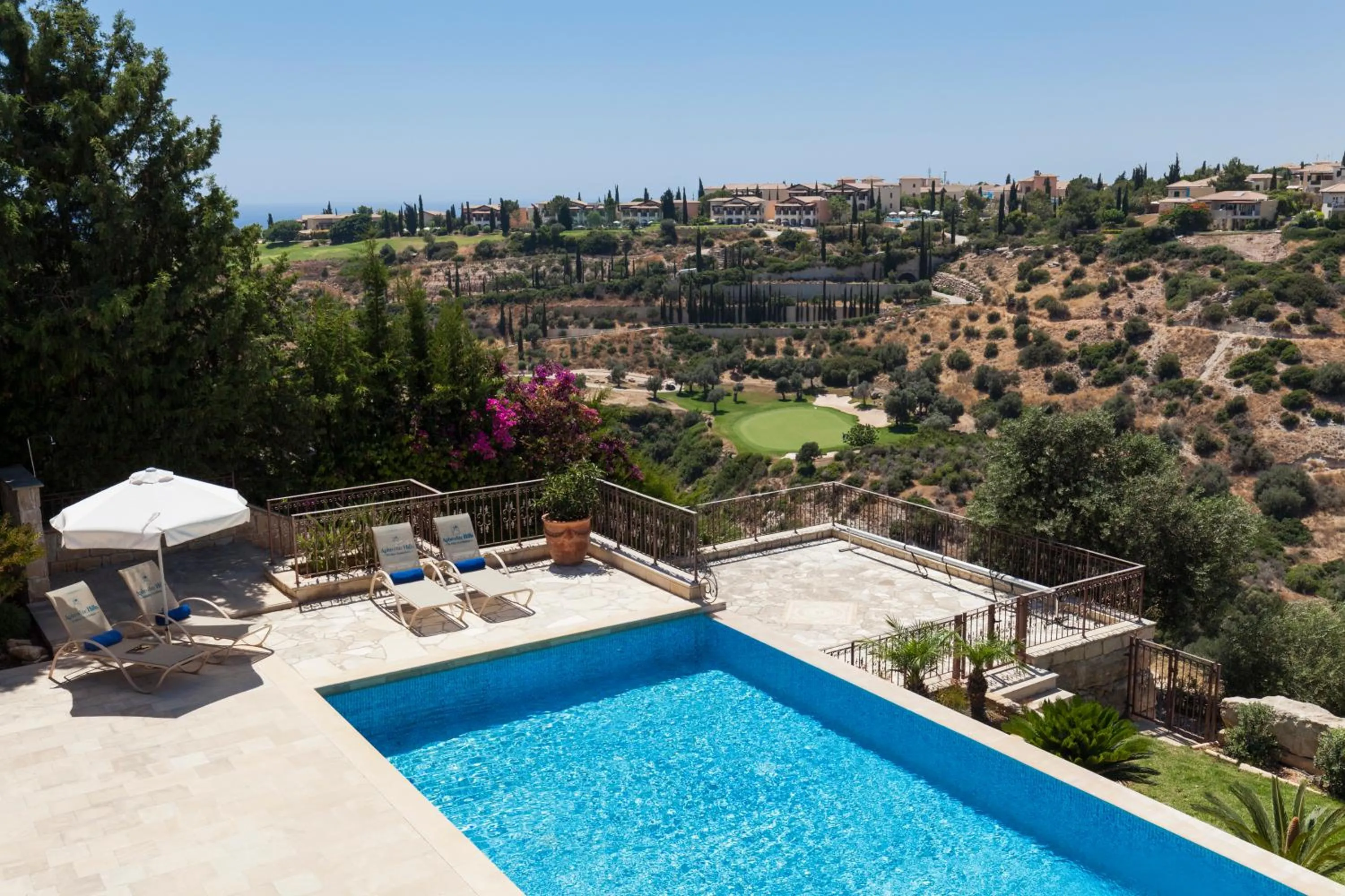 Five-Bedroom Superior Villa with Private Pool in Aphrodite Hills Rentals - Superior Villas