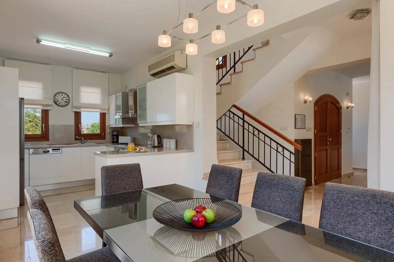 Dining area in Aphrodite Hills Rentals - Superior Villas