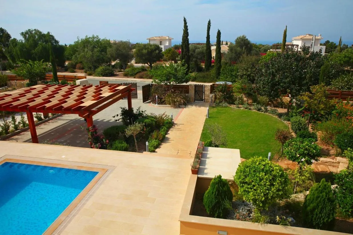 Garden view in Aphrodite Hills Rentals - Superior Villas