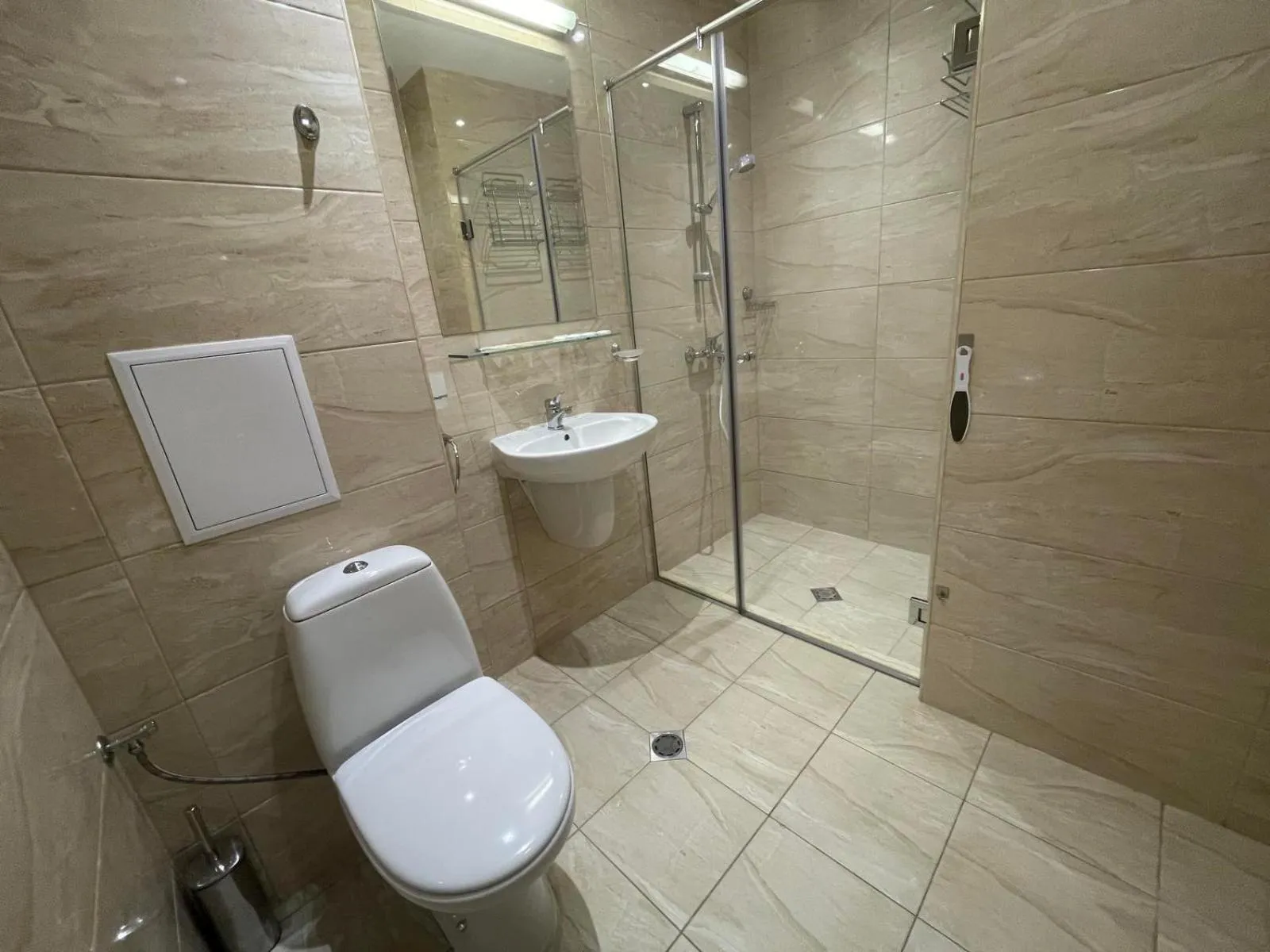 Shower in Sea Dreams Apartment