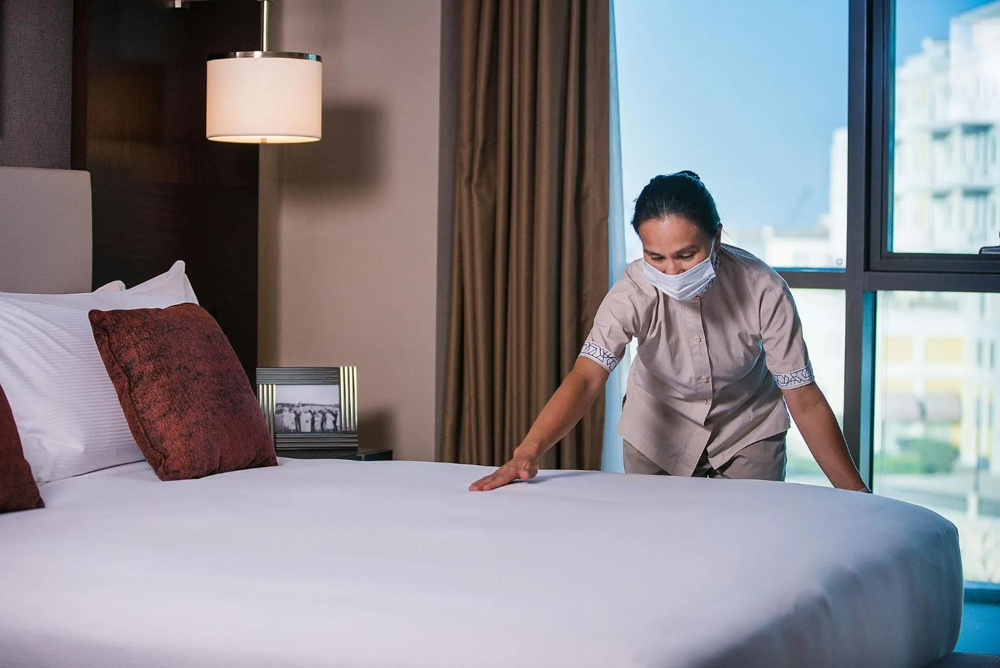 Staff, Bed in The Townhouses The Pearl