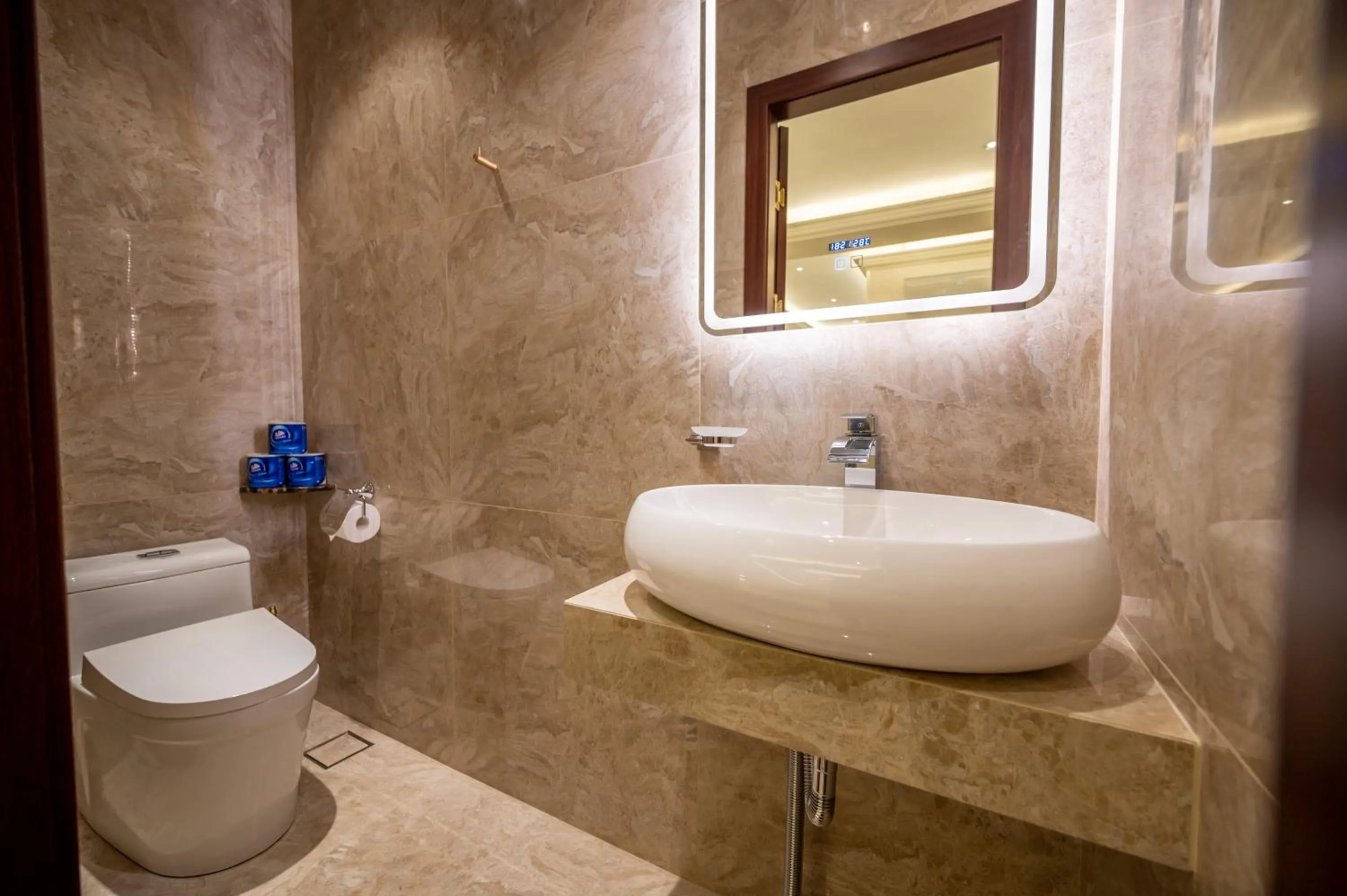 Toilet in ACJ Residence @ Beside Cititel Hotel