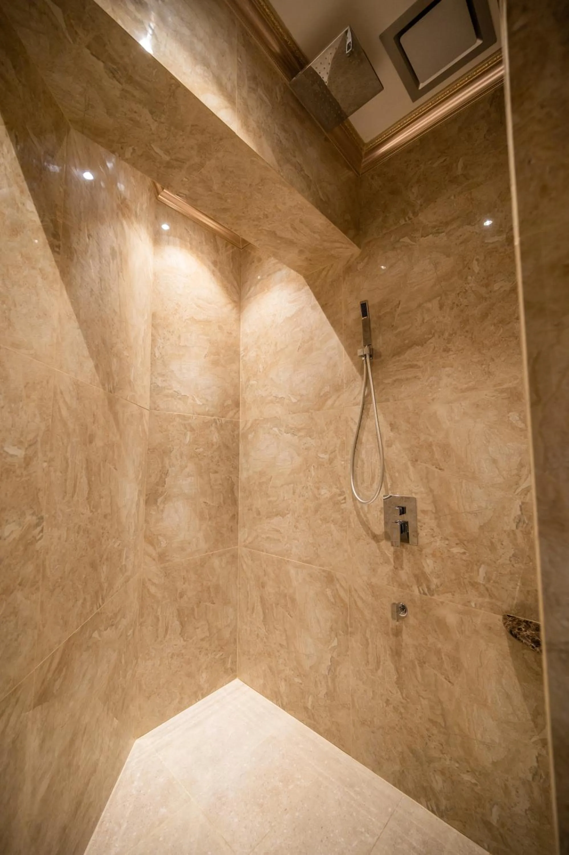 Shower in ACJ Residence @ Beside Cititel Hotel