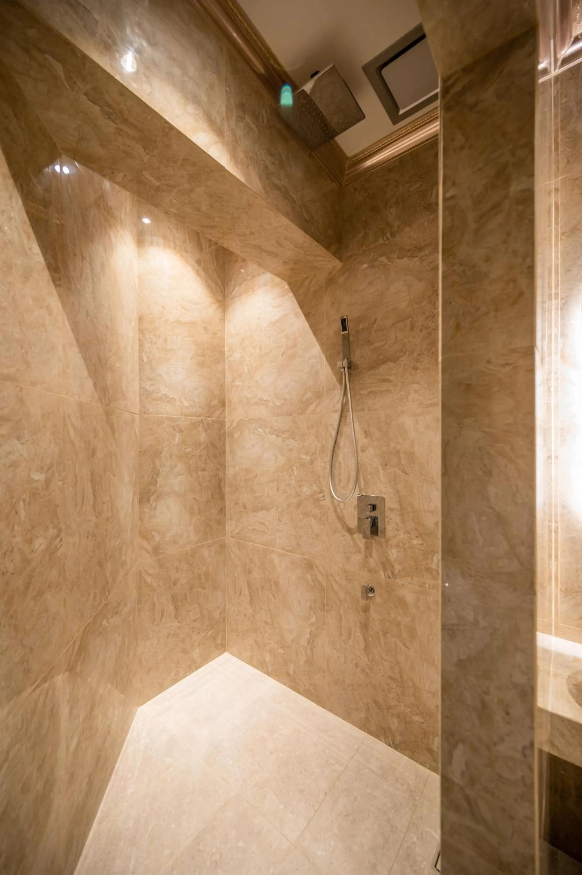 Shower in ACJ Residence @ Beside Cititel Hotel