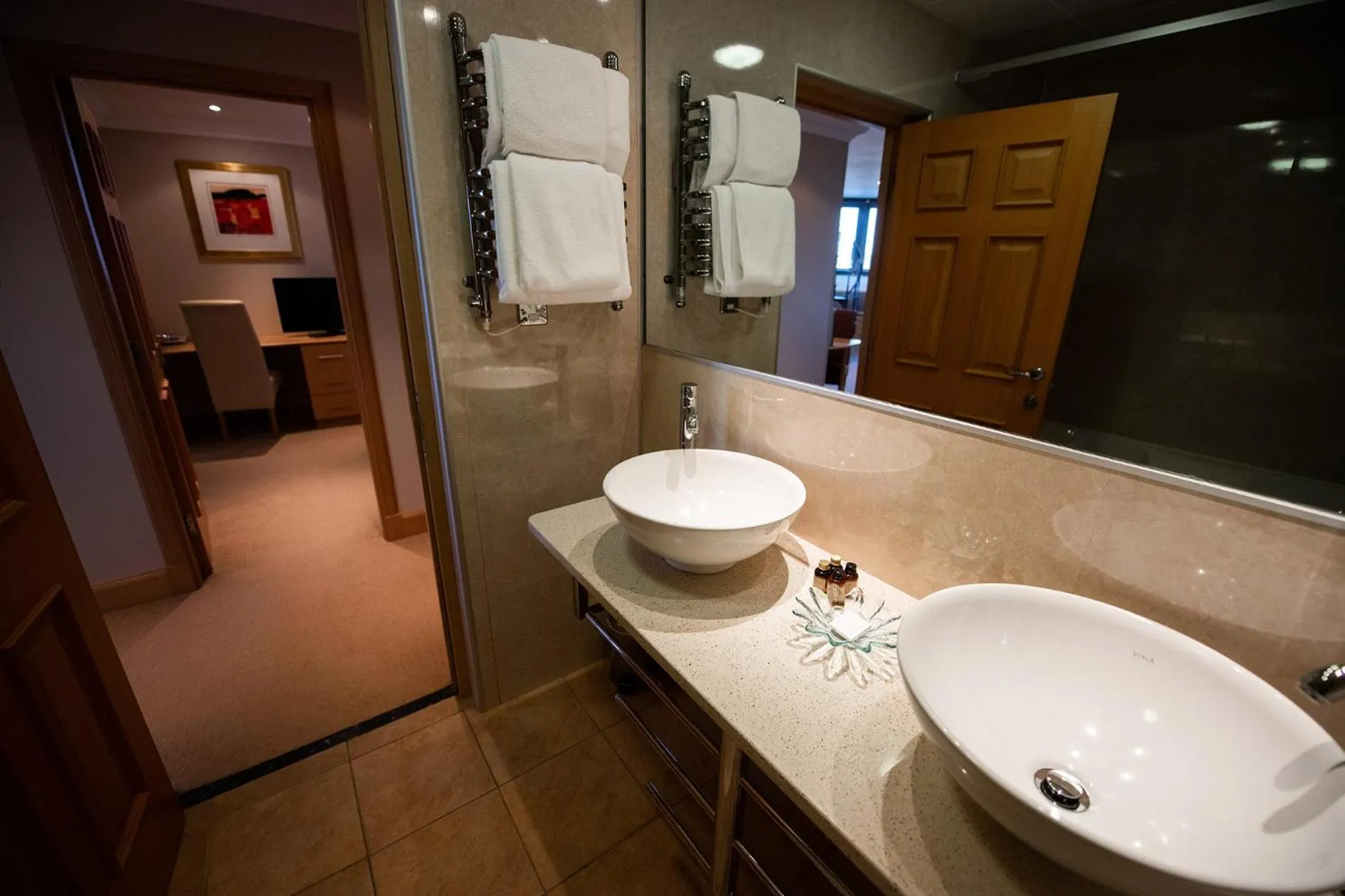 Bathroom in The Mansefield Hotel