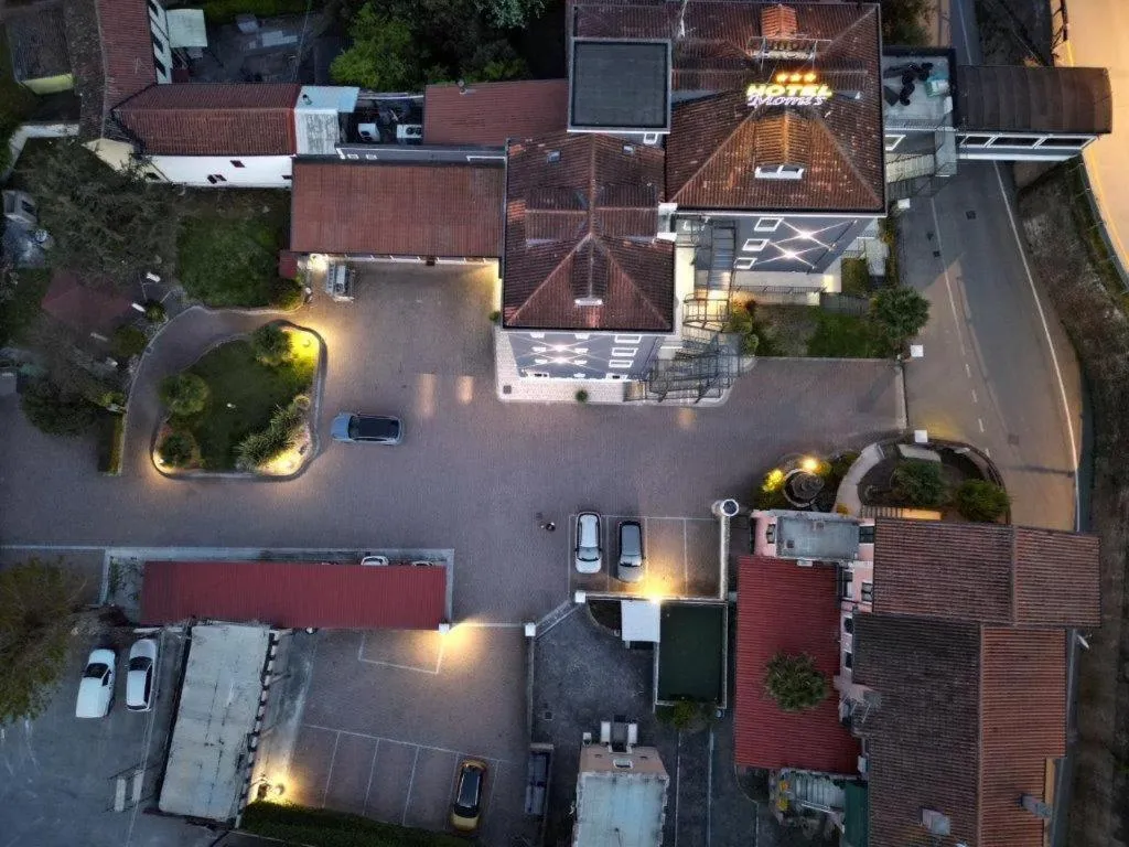 Street view in Momi's Hotel