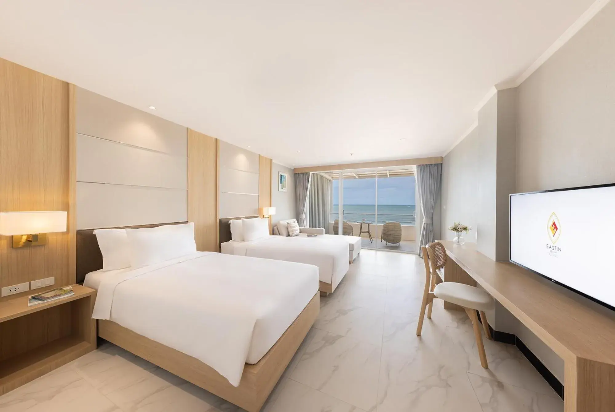 Premium Deluxe Seaview in Eastin Resort Rayong Premium Deluxe Seaview in Eastin Resort Rayong